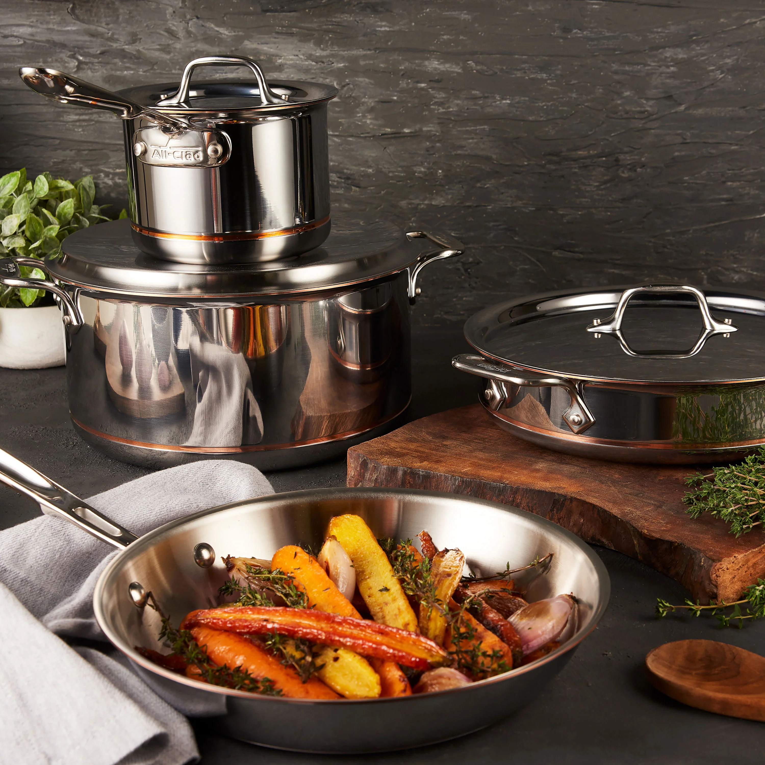 All-Clad Copper Core 10" Fry Pan - Image 3