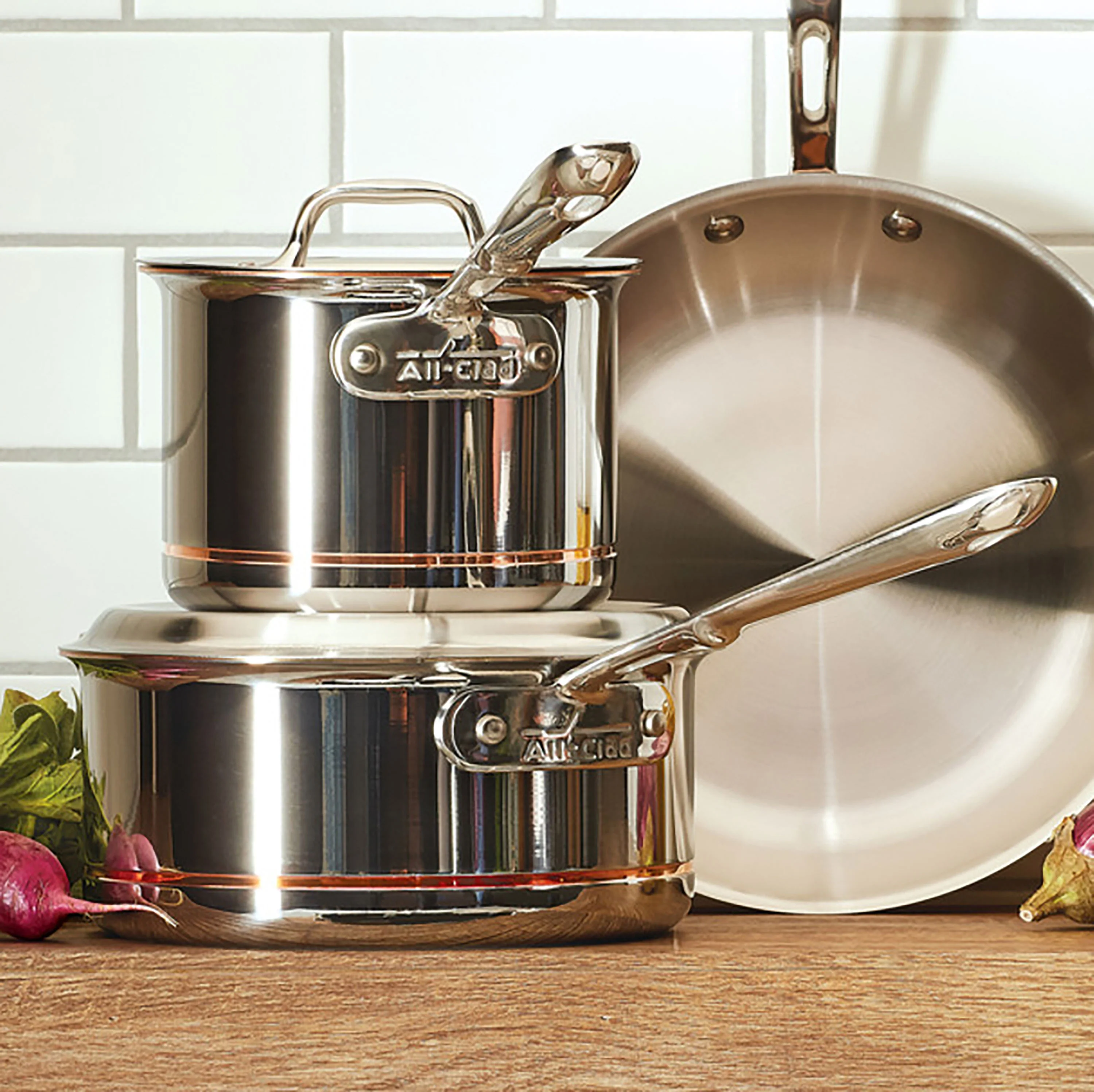 All-Clad Copper Core 3-quart Saucepan - Image 3
