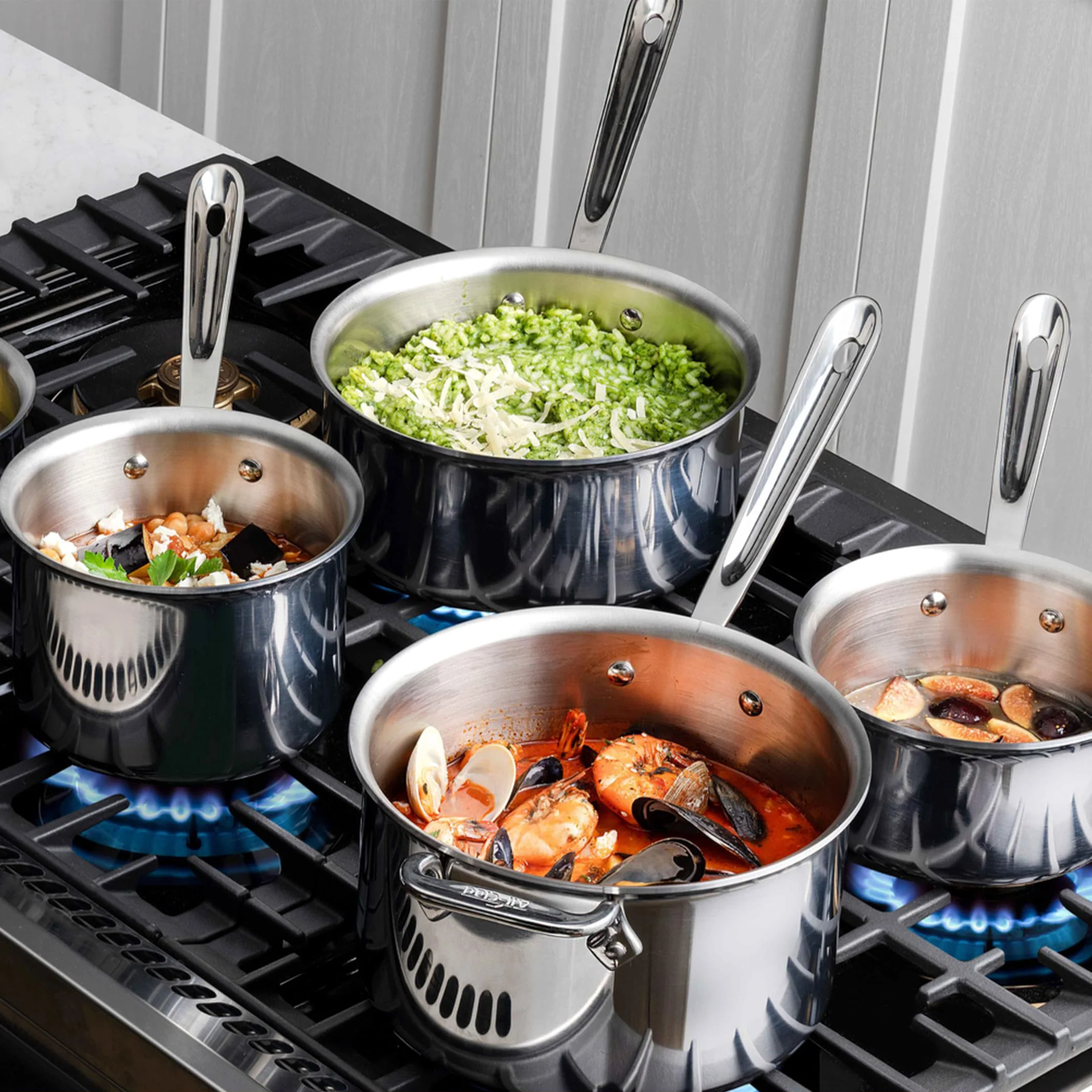 All-Clad d3 Stainless 4-quart Saucepan with Helper Handle - Image 7