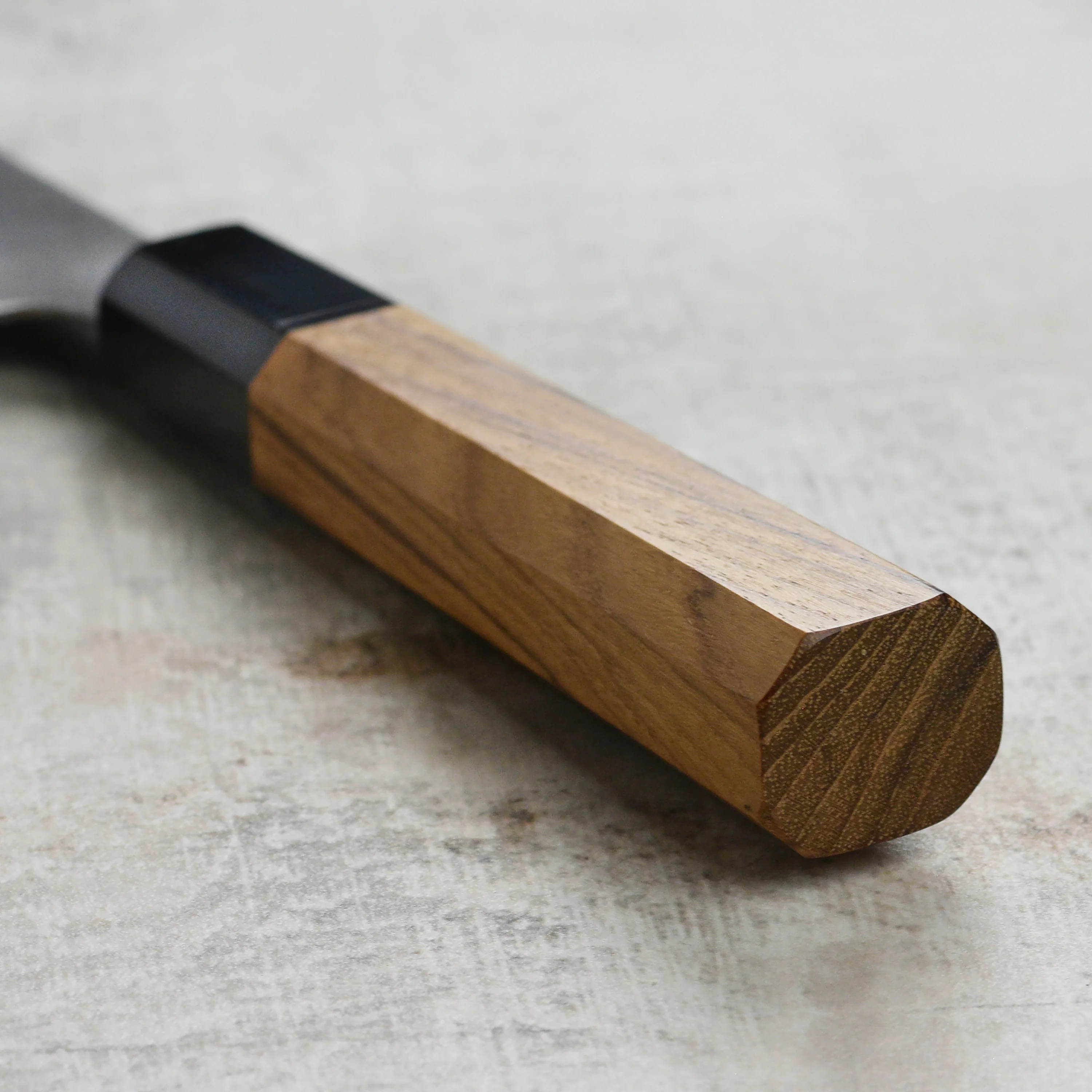 Enso Hand-Forged Aogami Super 6.7" Santoku with Saya - Image 7