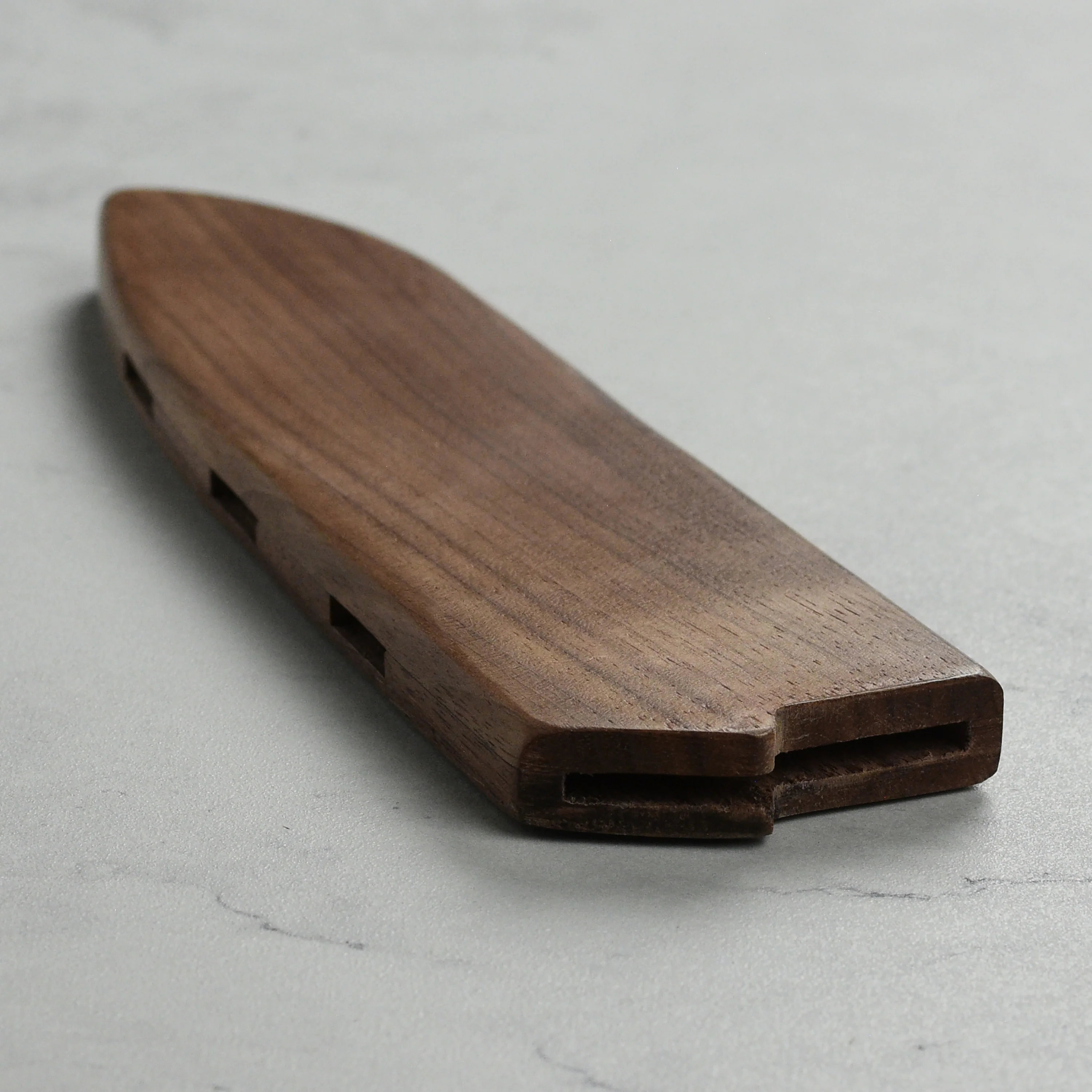 Enso Walnut Magnetic Sheath for 6.5" Santoku Knife - Image 3