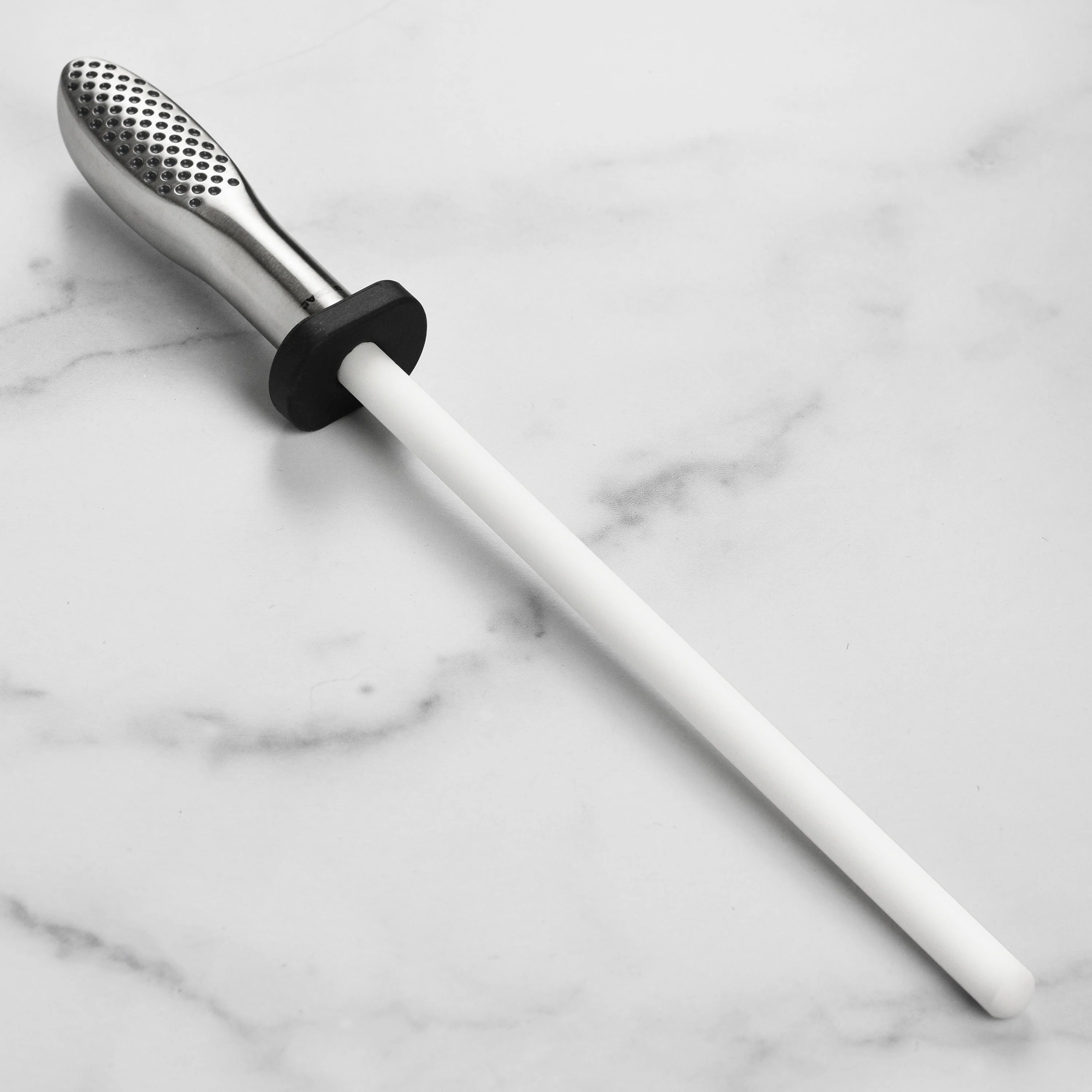 Global 8.5" Ceramic Sharpening Rod - Image 5
