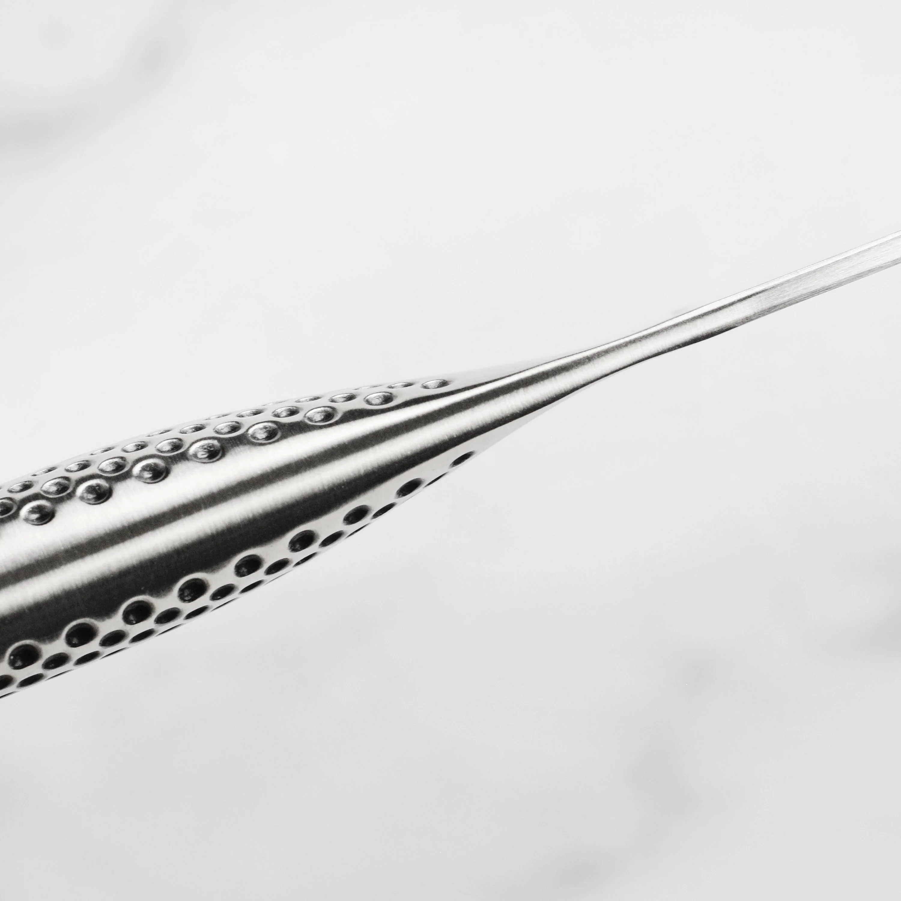 Global 10" Single Bevel Sashimi Knife - Image 3