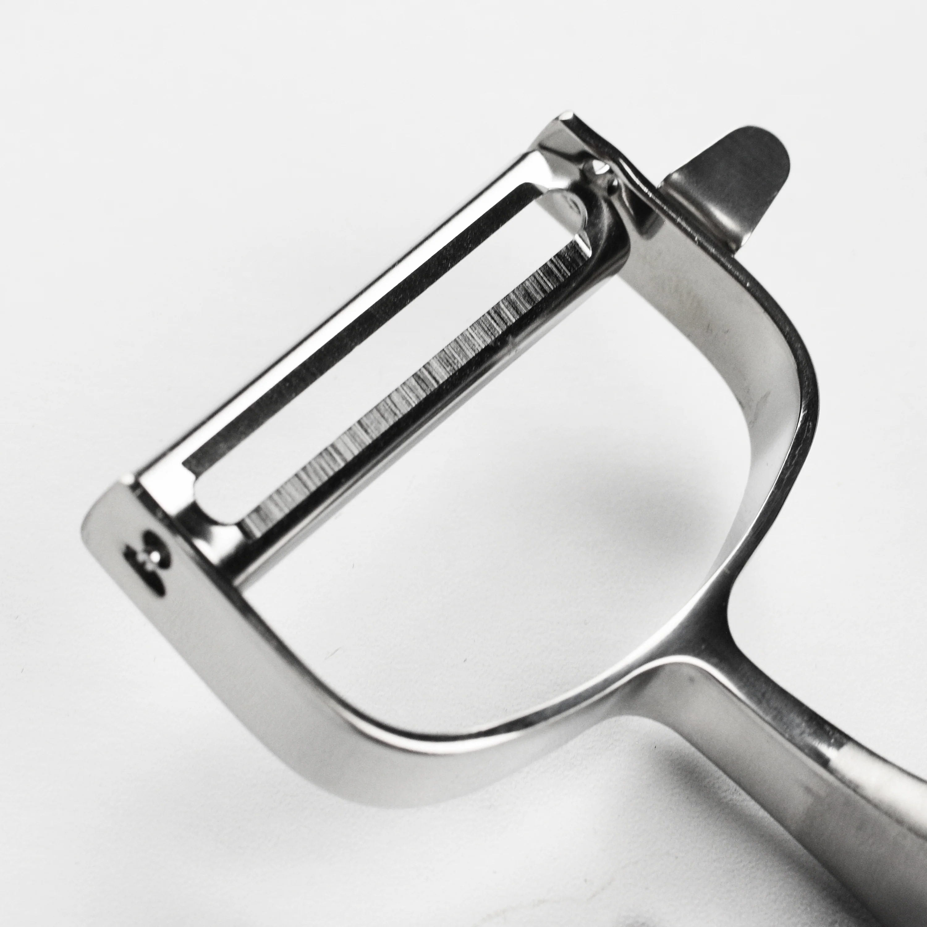 Global Stainless Steel 'Y' Vegetable Peeler - Image 6