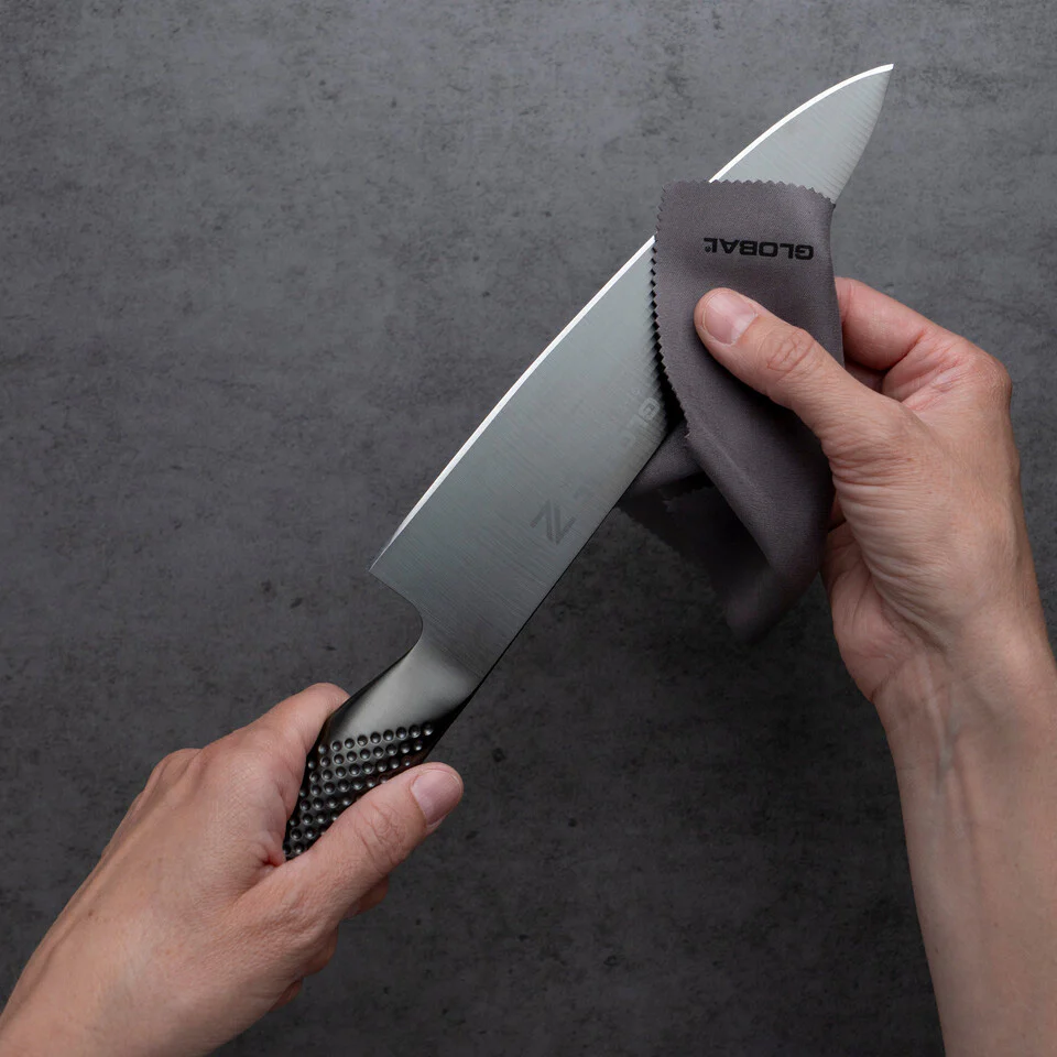 Global Z 8" Chef's Knife - Image 5