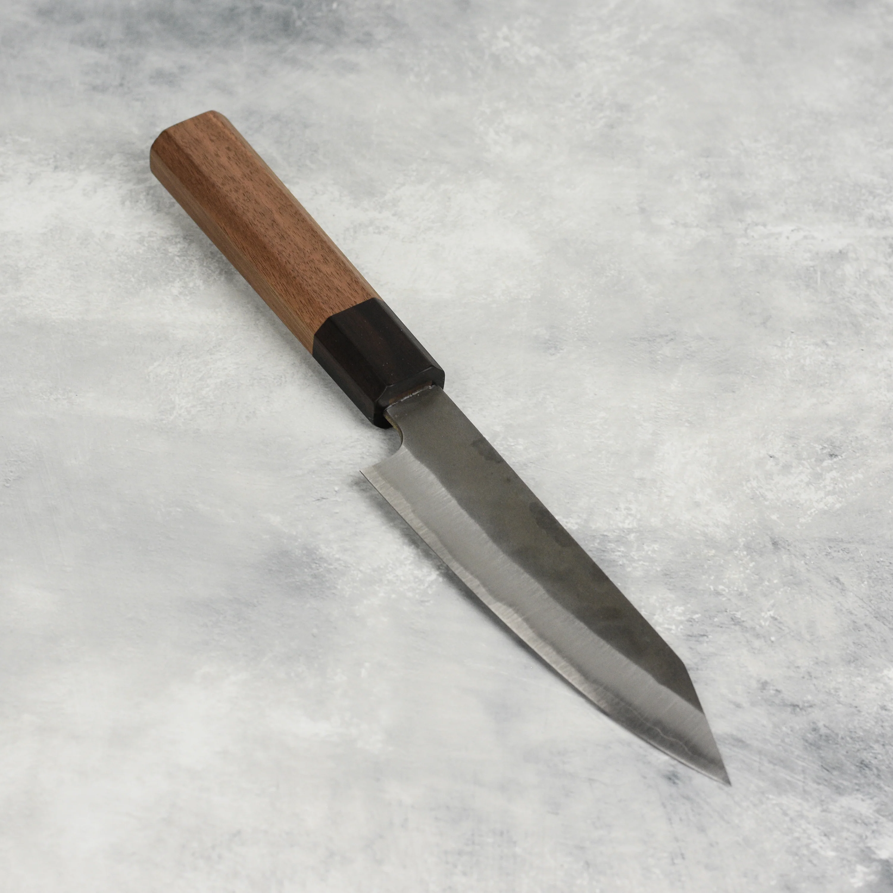 Hatono Aogami Super Kurouchi Stainless Clad 5.3" Kiritsuke Petty - Image 4