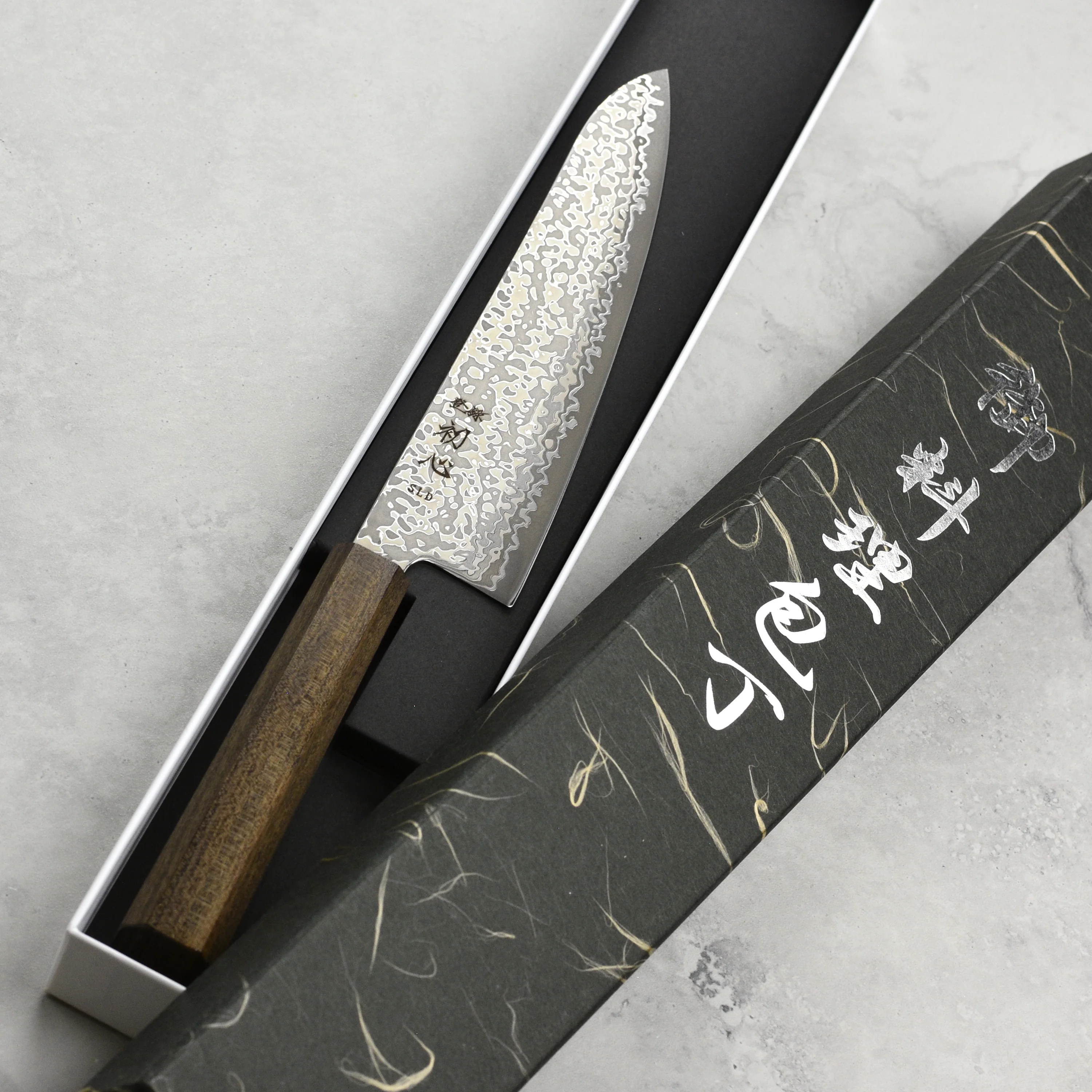Hatsukokoro Hikari SLD Kurozome Damascus 8" Gyuto - Image 8