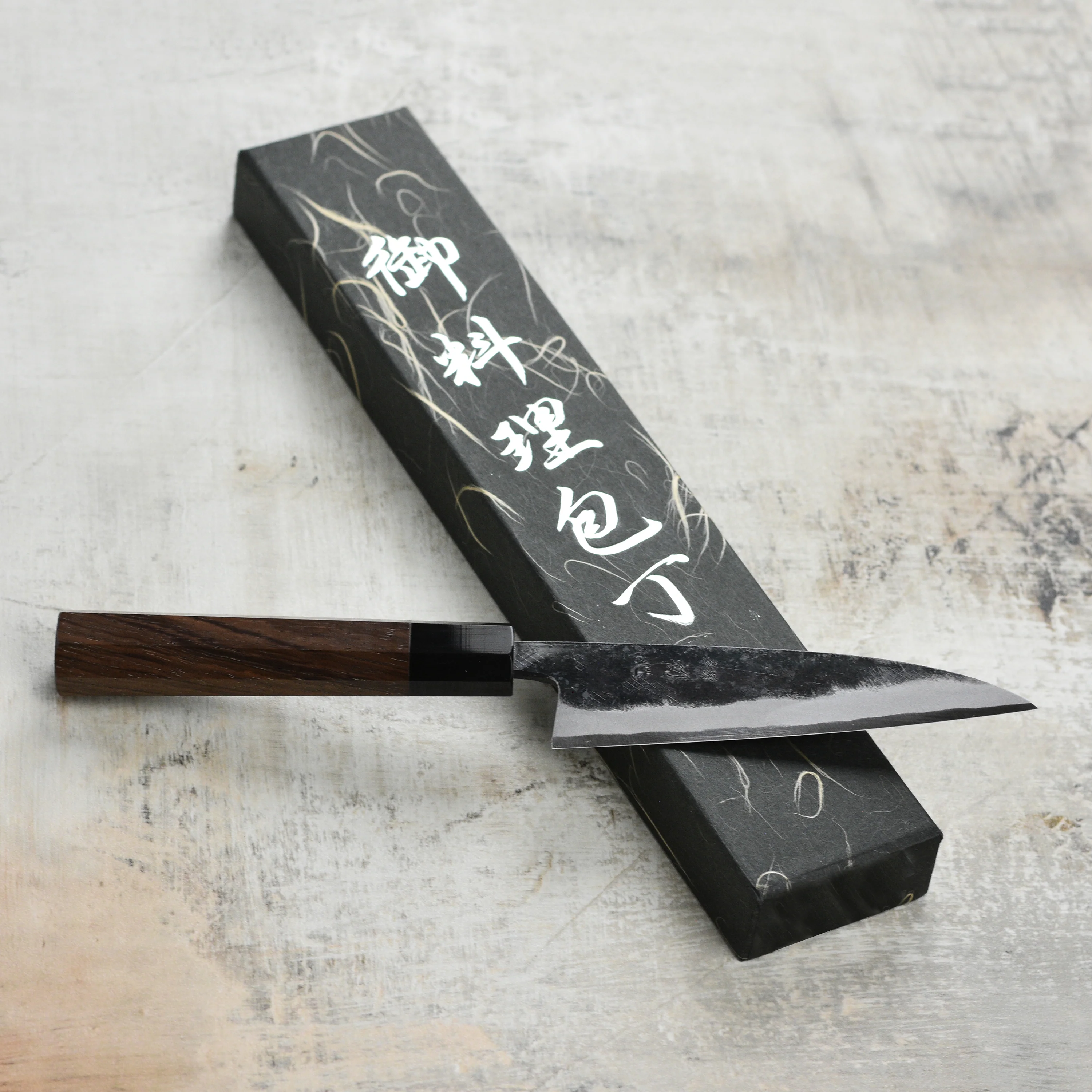 Hatsukokoro Sumi Aogami #2 Kurouchi 4.75" Petty - Image 6