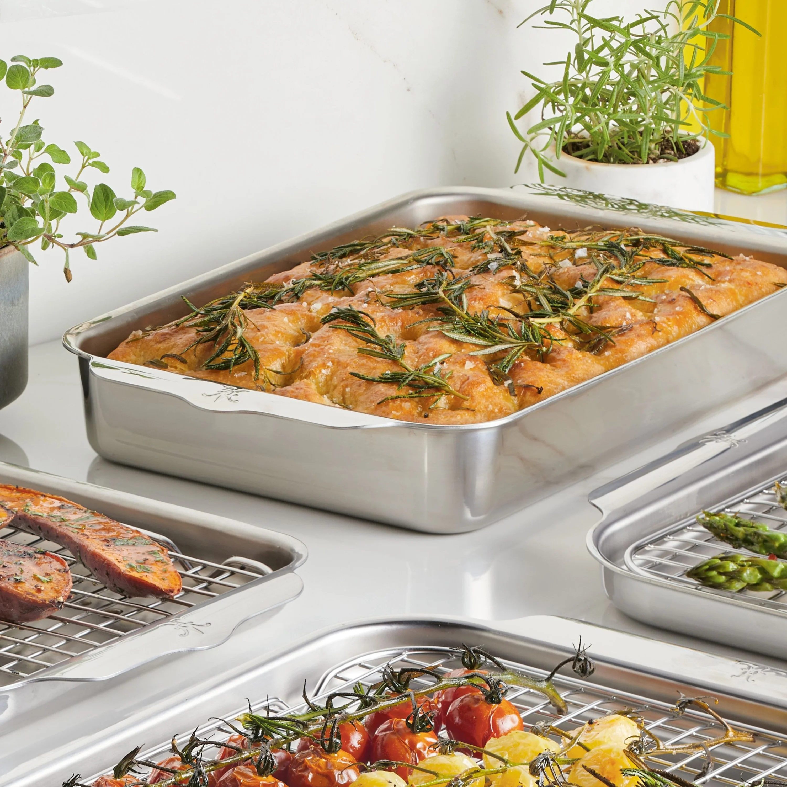 Hestan OvenBond Tri-Ply Rectangular Baking Pan, 9x13" - Image 6
