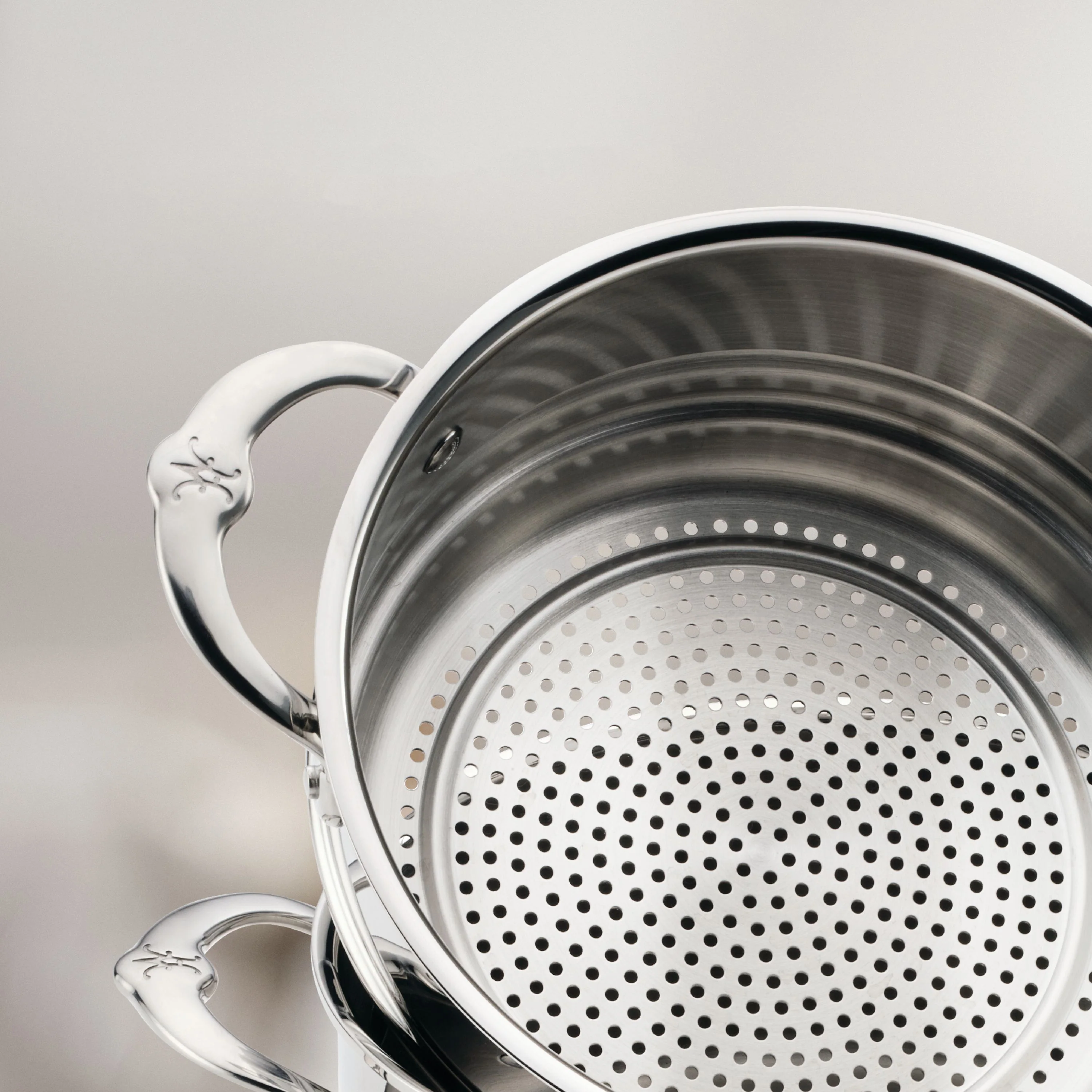 Hestan ProBond Luxe 3-quart Stainless Steel Soup Pot & Steamer Set - Image 3