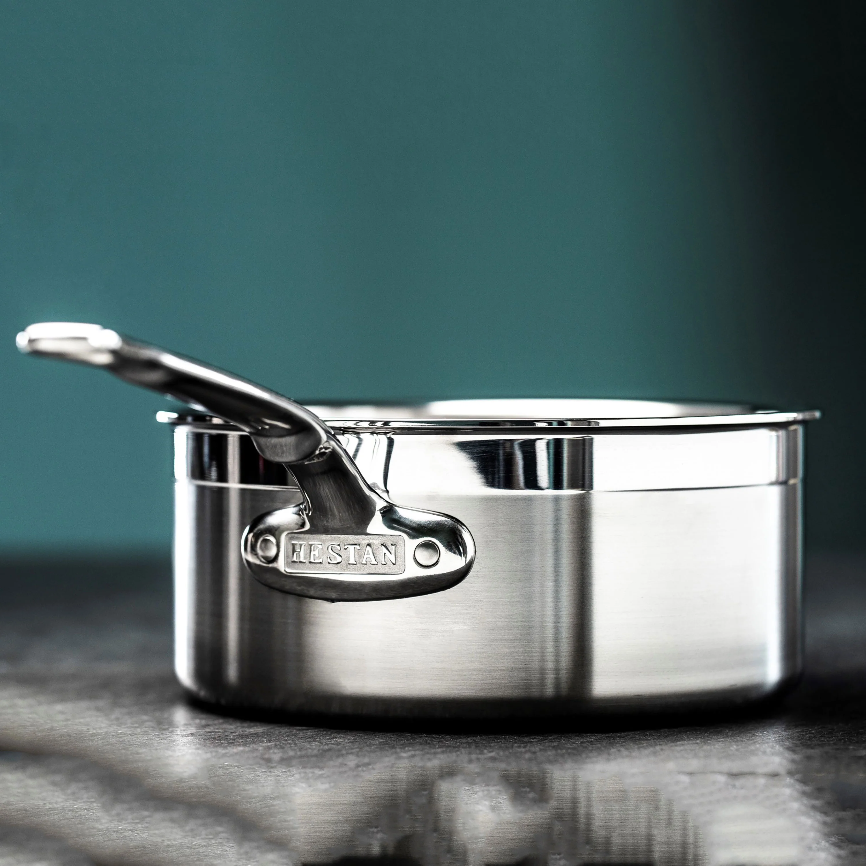 Hestan ProBond 2-quart Stainless Steel Saucepan - Image 3