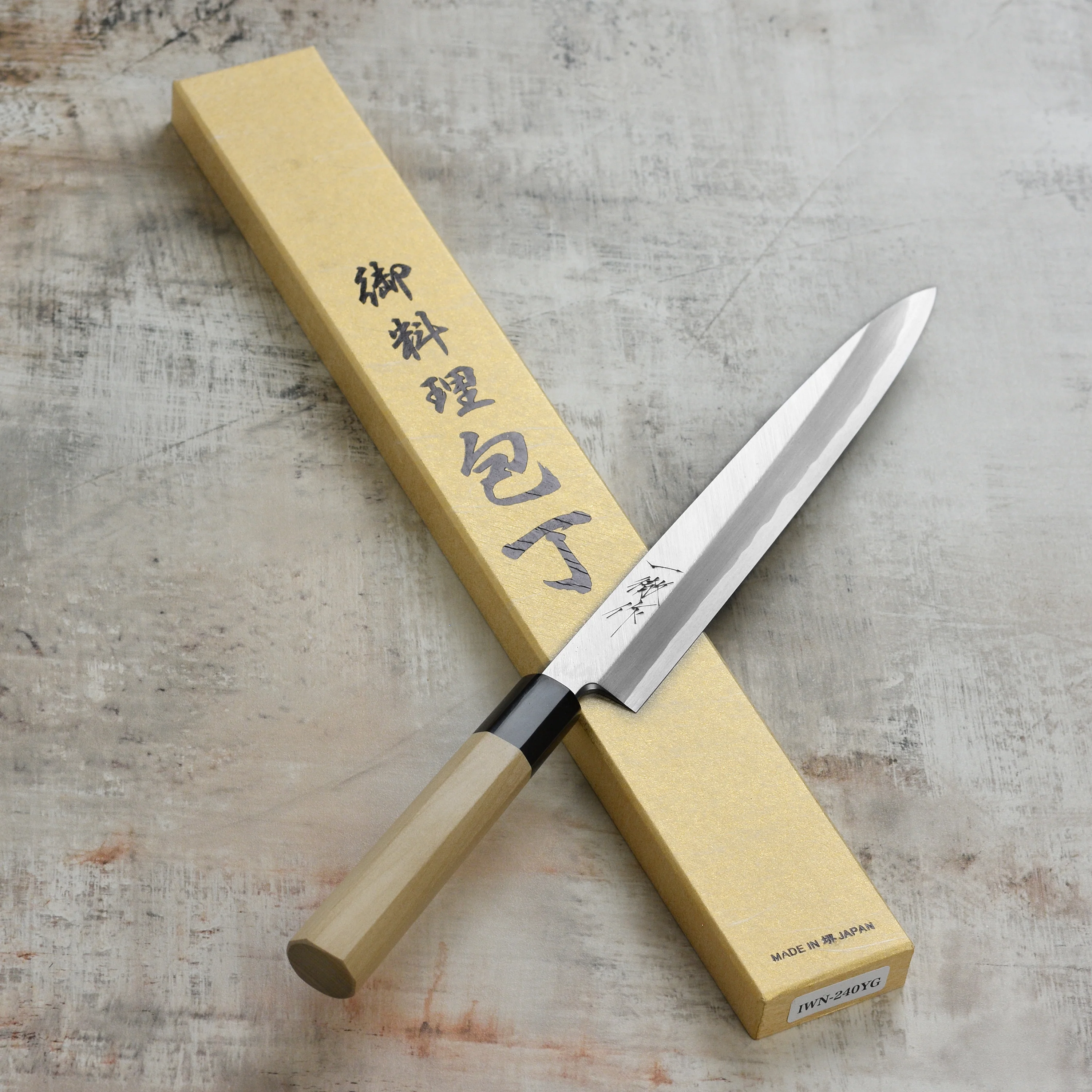 Ittetsu x Nakagawa Shirogami #2 Single-Bevel 9.4" Yanagiba with Saya - Image 4