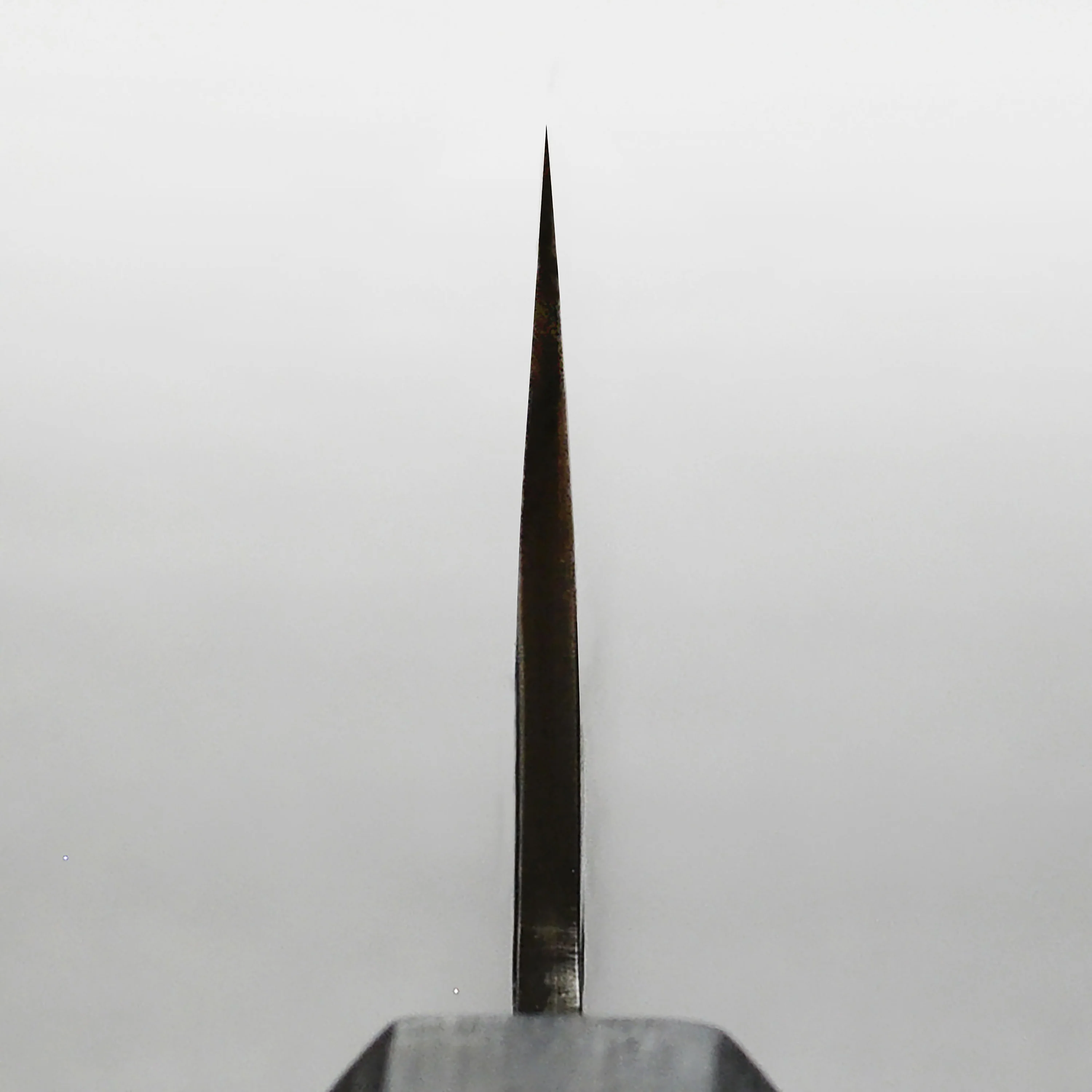 Ittetsu VG10 Hammered Damascus 8.25" Gyuto - Image 7