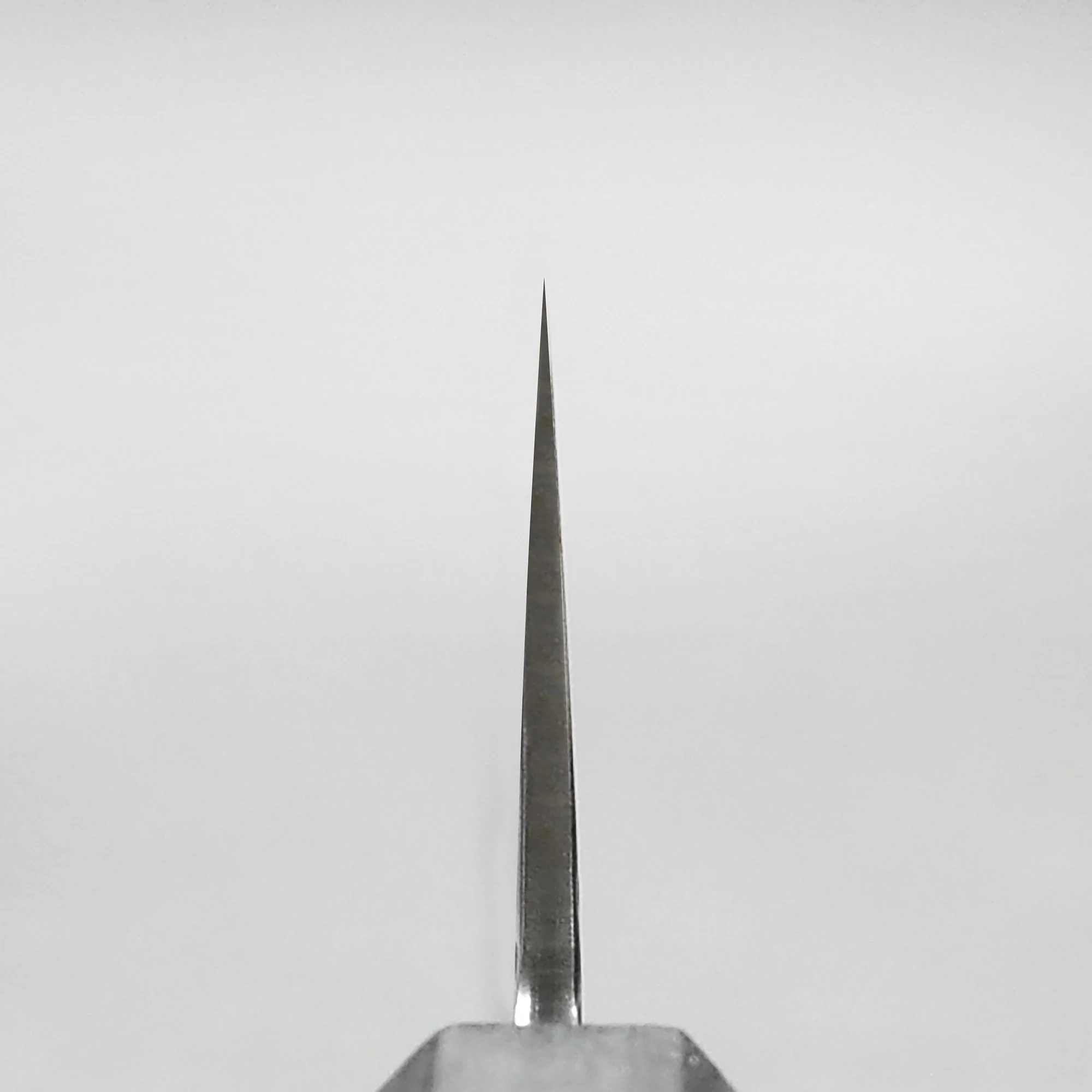 Ittetsu VG10 Hammered Damascus 5.7" Ko-Bunka - Image 7