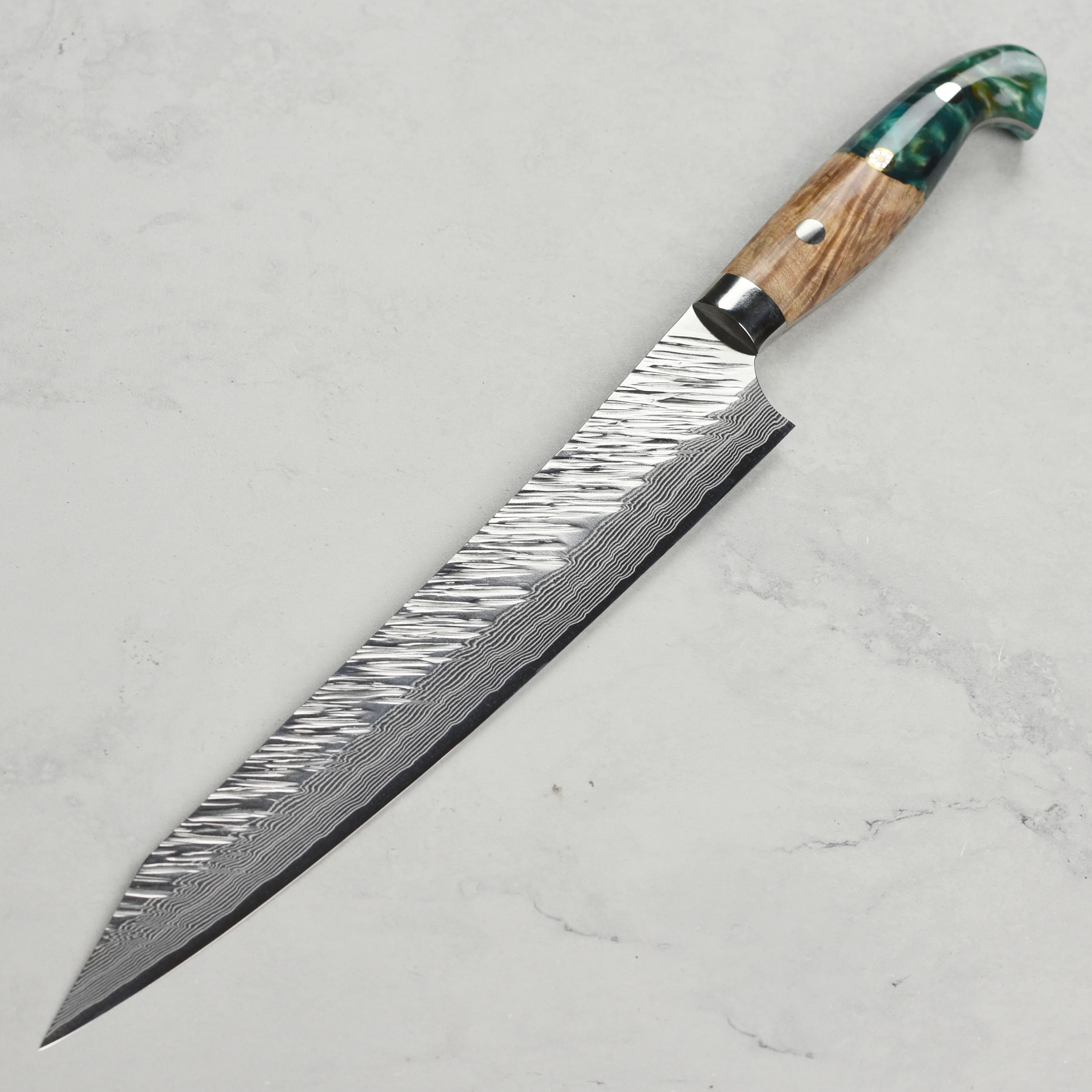 Kurosaki Fujin Forged SG2 Damascus 9.4" Sujihiki with Saya - Image 6