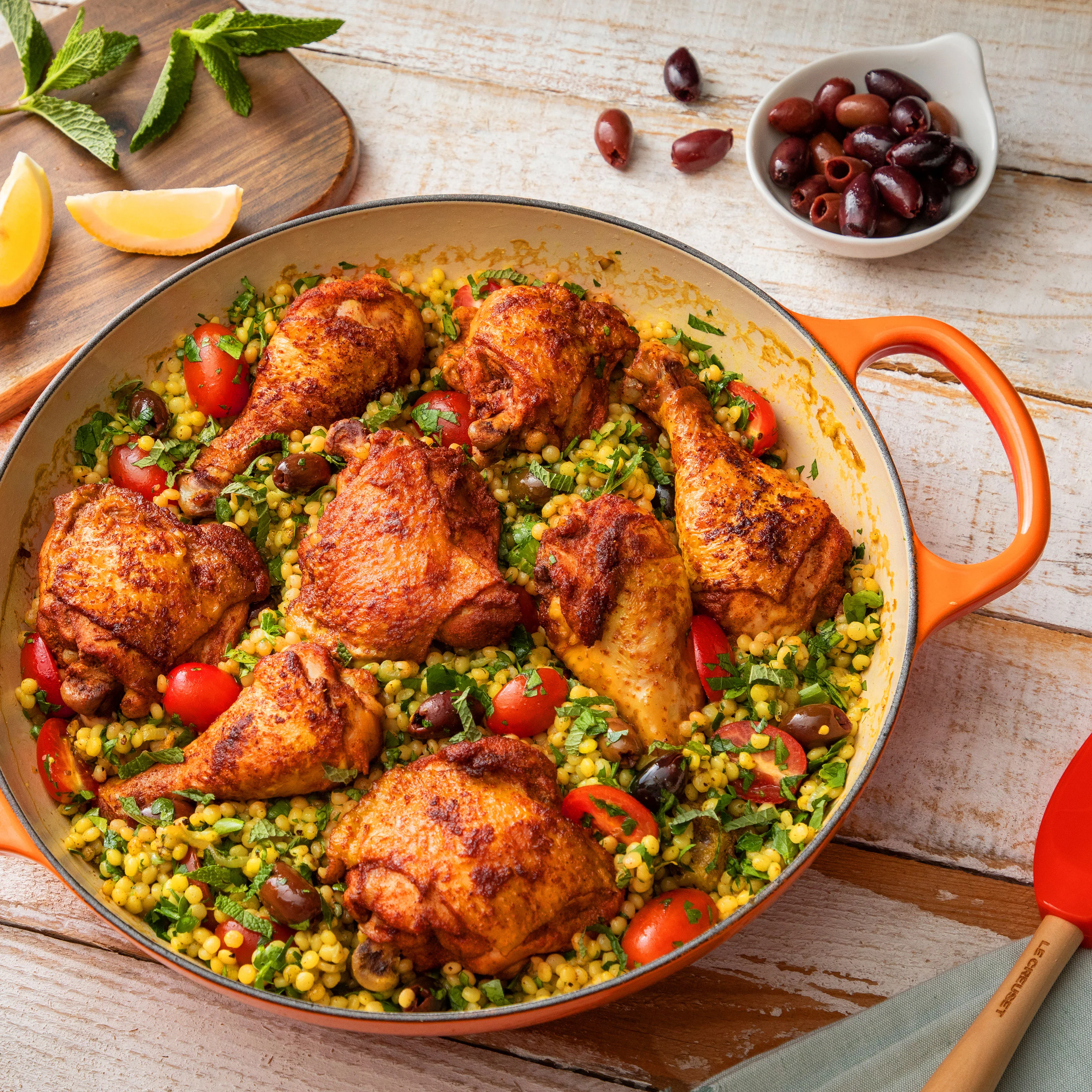 Le Creuset Signature Cast Iron 3.5-quart Flame Braiser - Image 3
