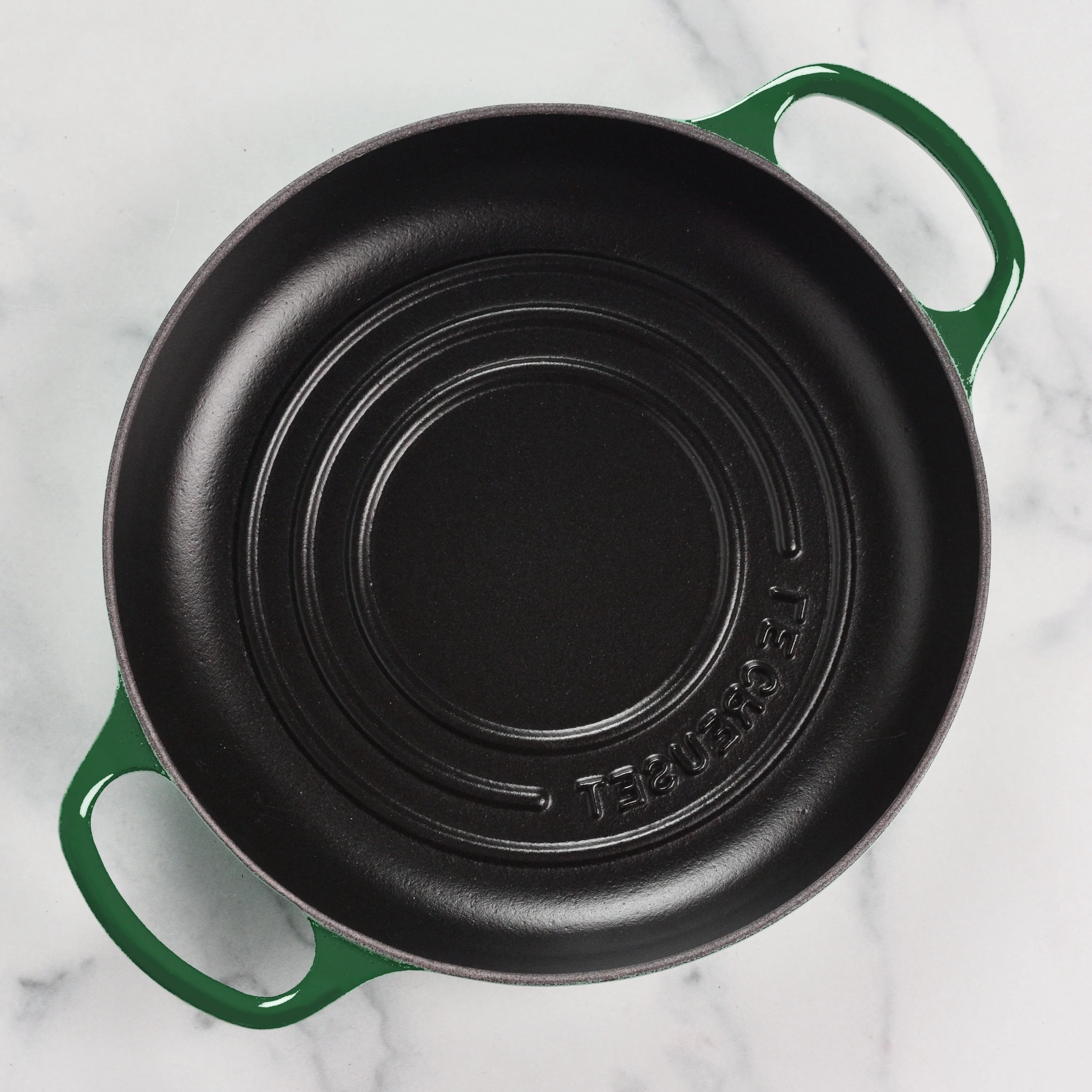 Le Creuset Signature Cast Iron 9.5" Artichaut Bread Oven - Image 4