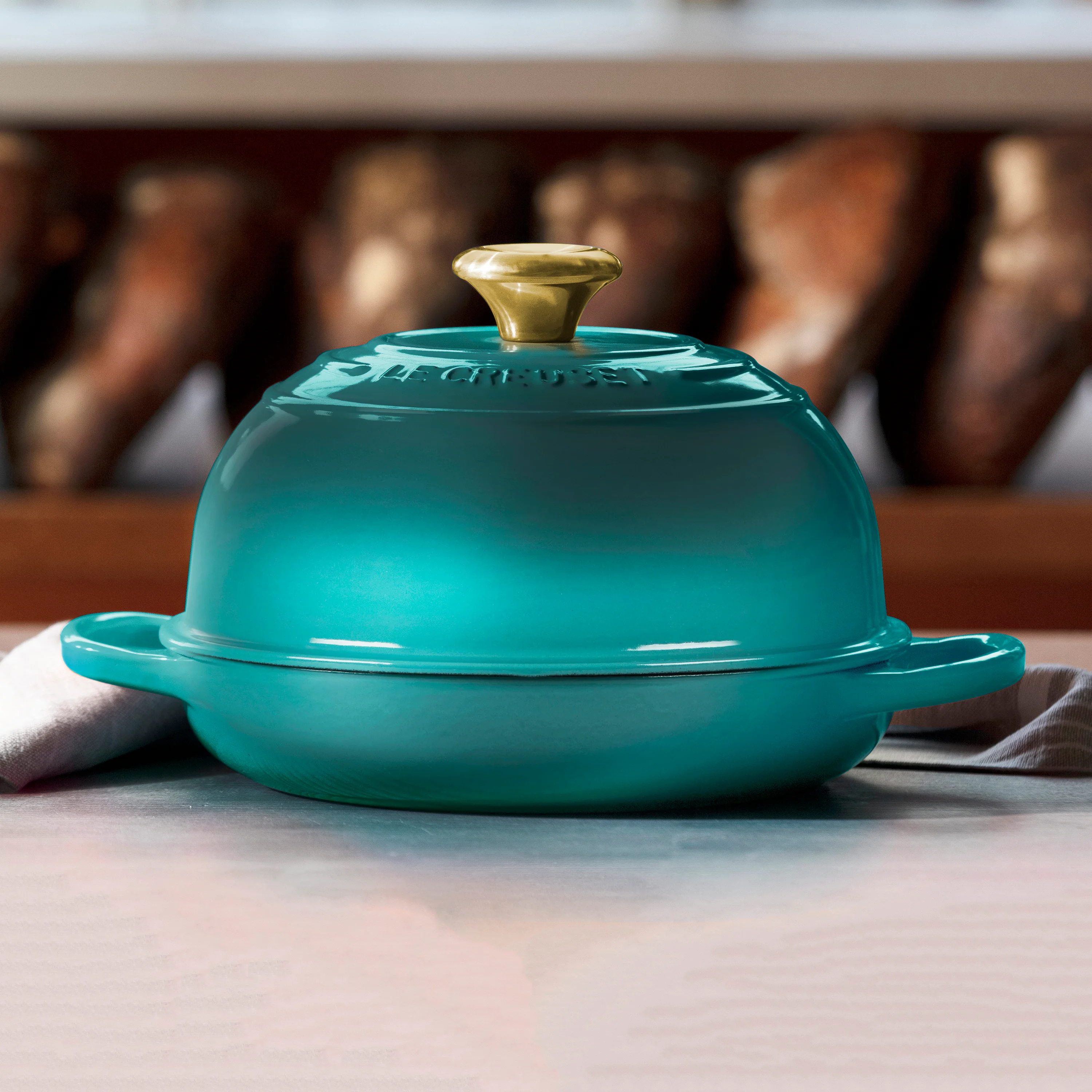 Le Creuset Signature Cast Iron 9.5" Bleu Riviera Bread Oven - Image 3