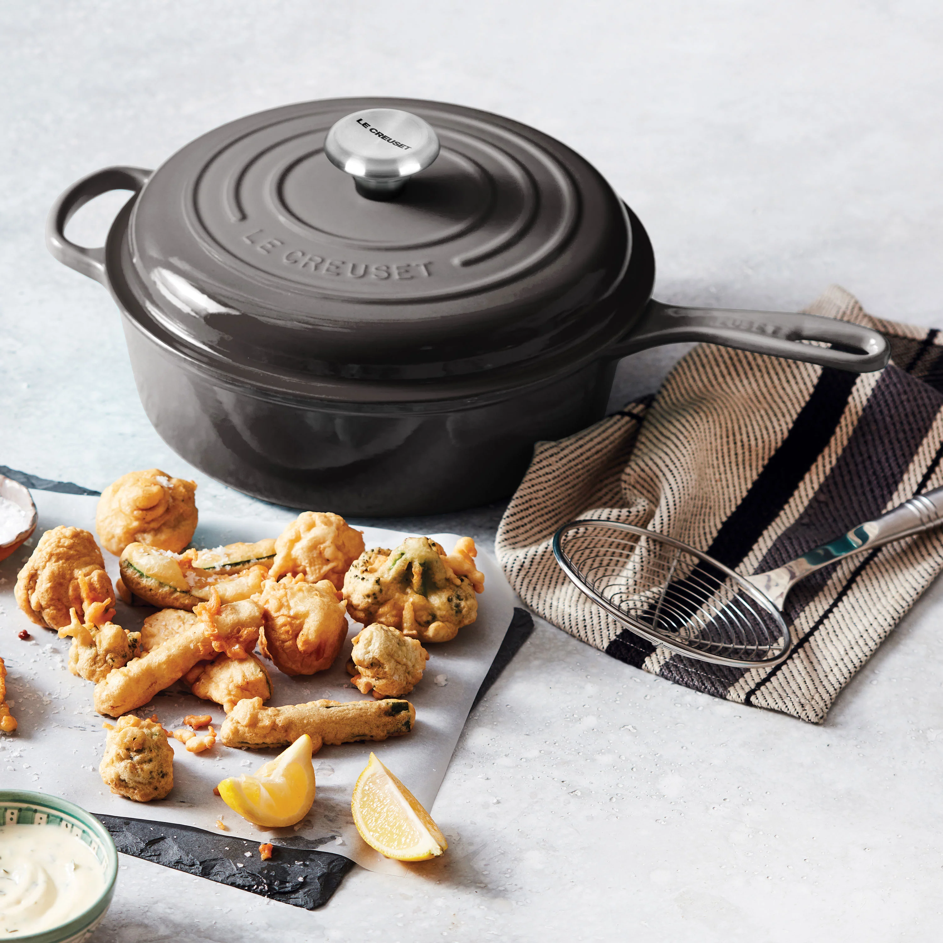 Le Creuset Signature Cast Iron 3.75-quart Oyster Cassadou - Image 2