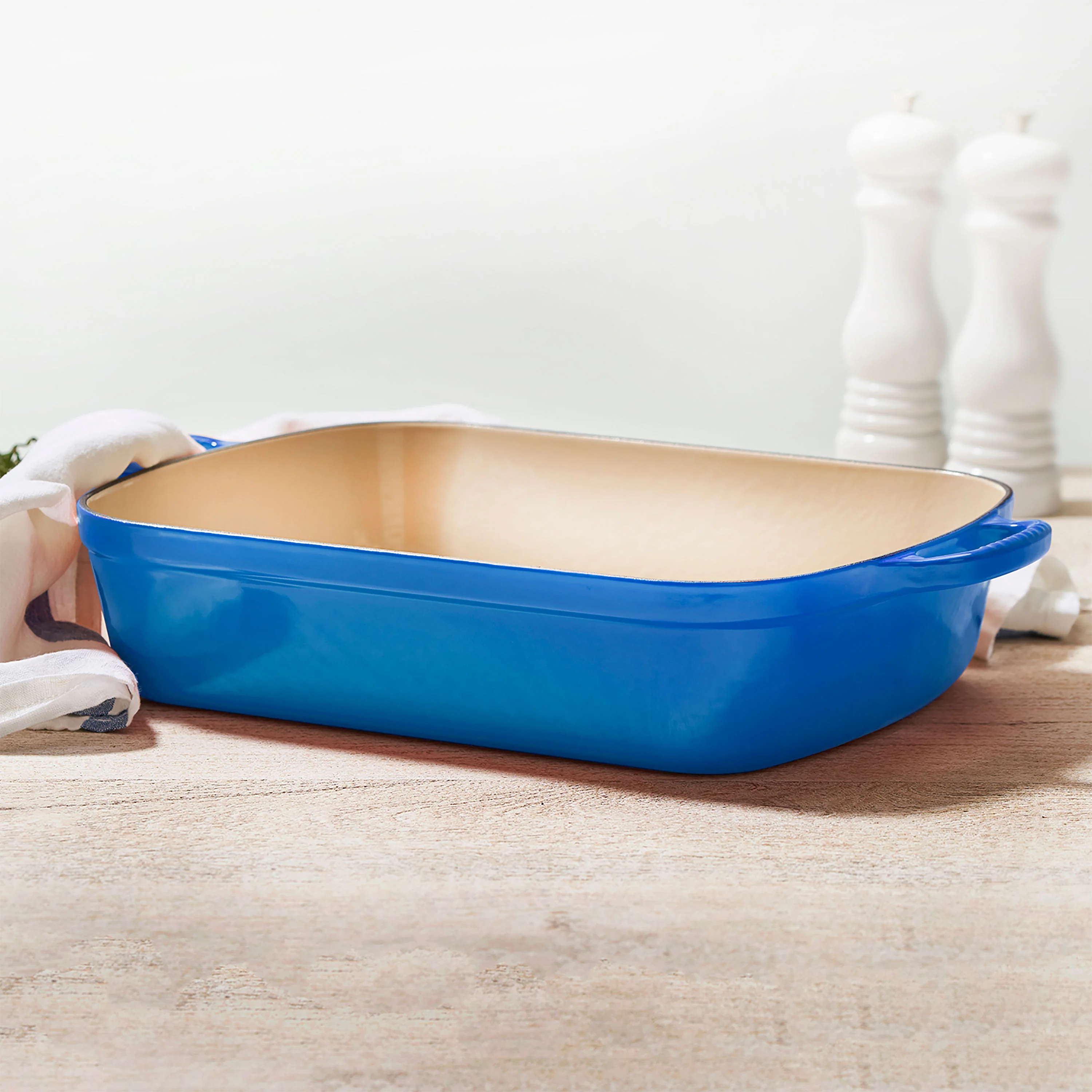 Le Creuset Signature Cast Iron Marseille Roasting Pan, 12.75x9.75" - Image 4