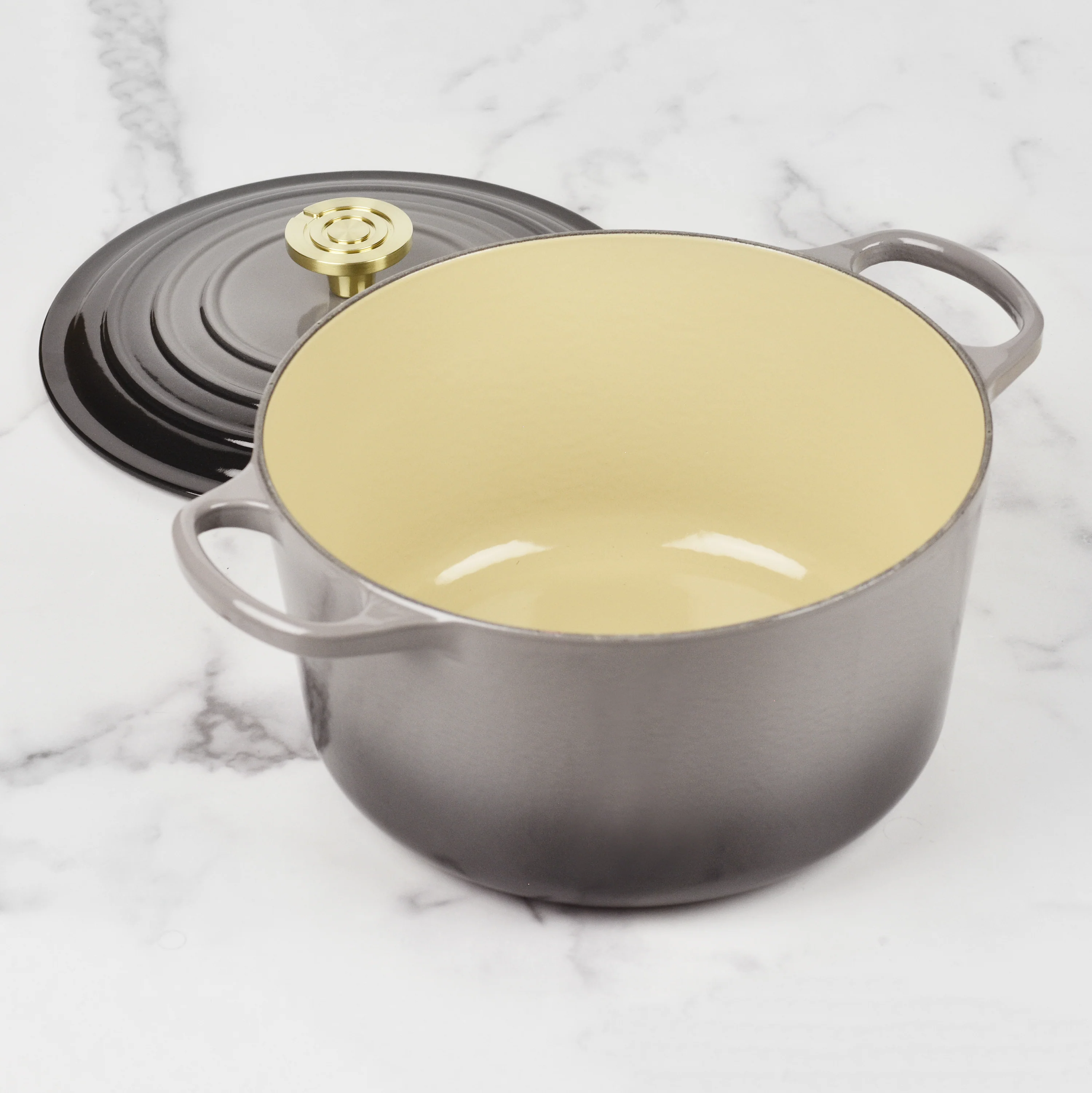 Le Creuset Signature Cast Iron 6.5-quart Oyster Round Deep Oven with Light Gold Crucible Knob - Image 6