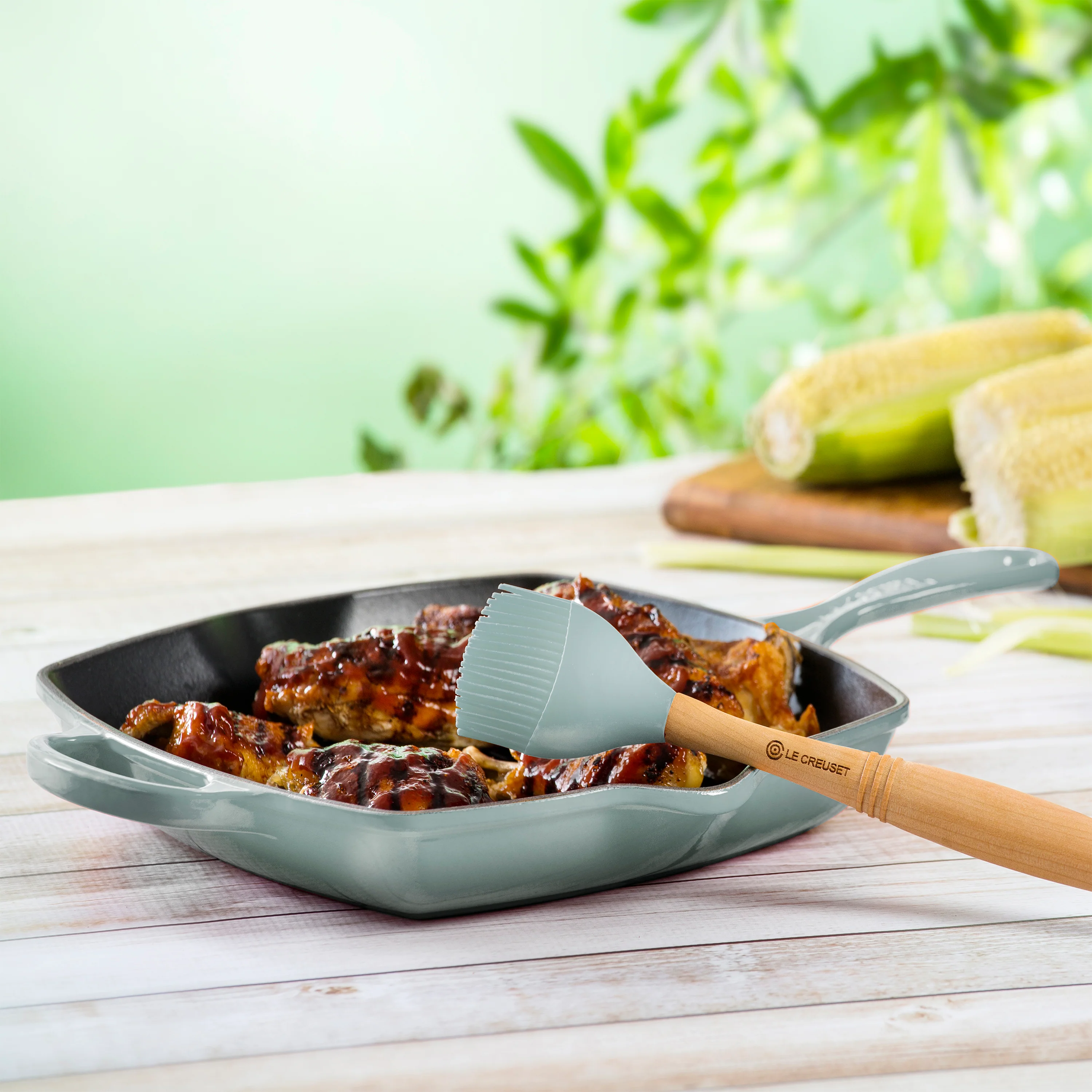 Le Creuset Signature Cast Iron 10.25" Sea Salt Square Grill Pan - Image 4