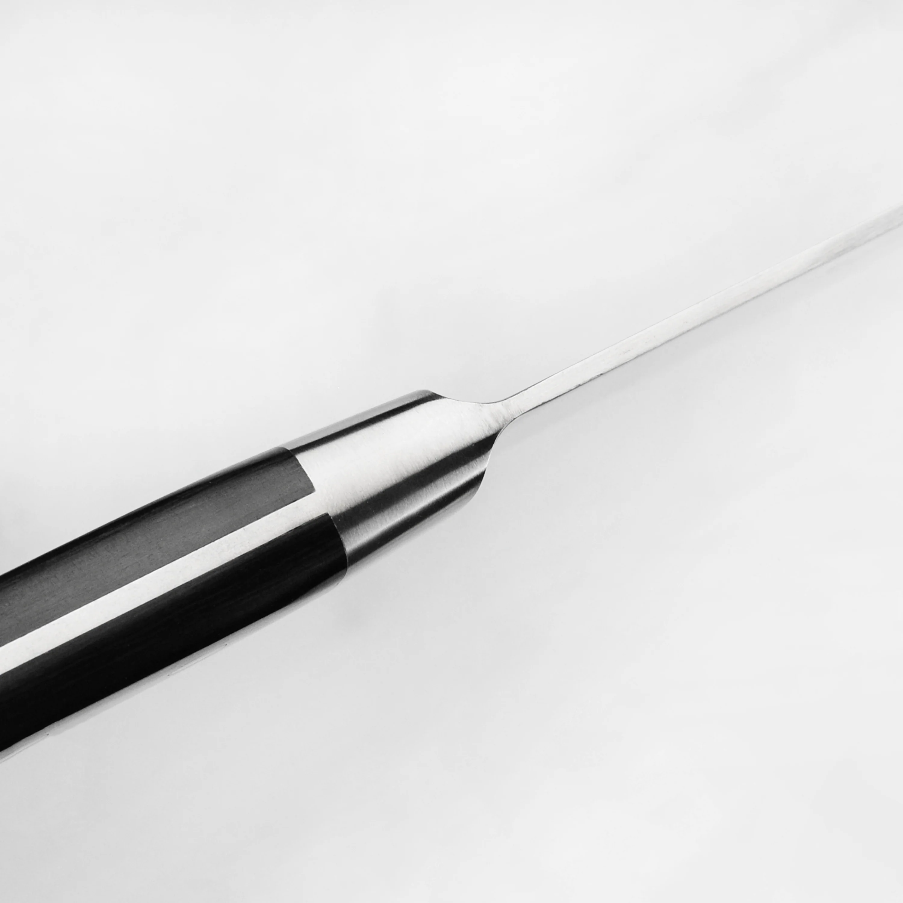 MAC Professional 6.5" Hollow Edge Santoku Knife - Image 3