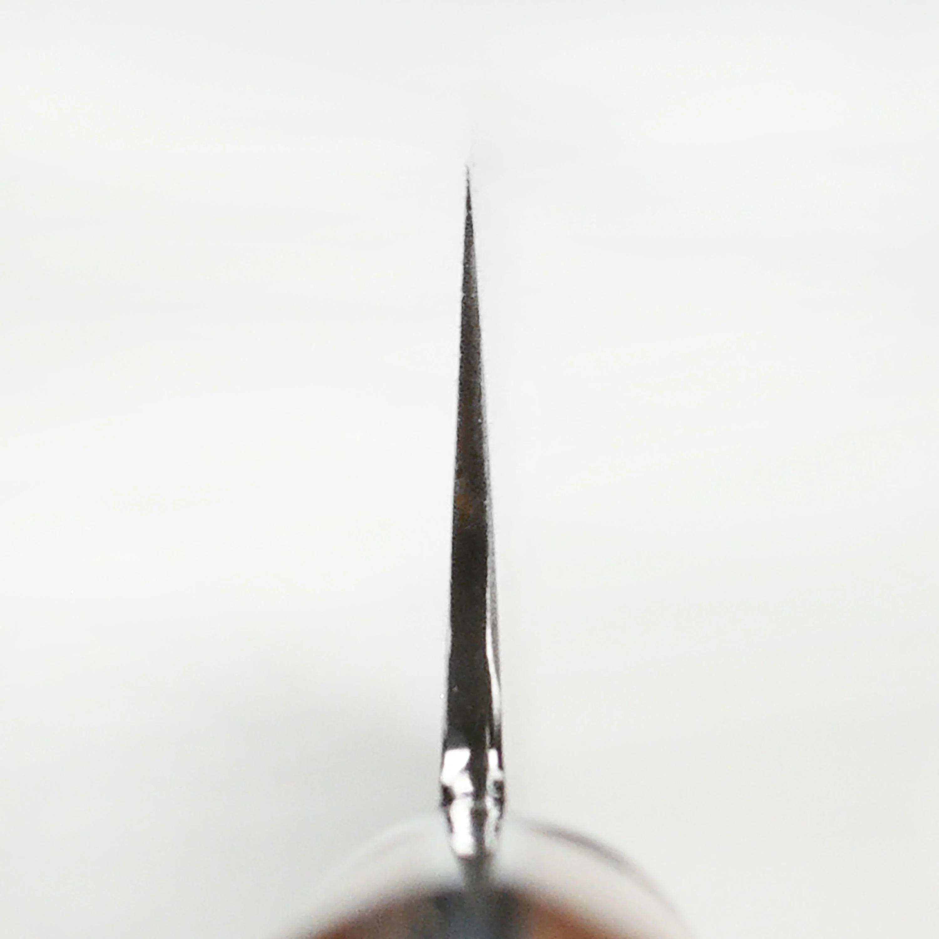 Nigara Anmon SG2 Damascus 5.9" Kiritsuke Petty, Quince Wood - Image 8