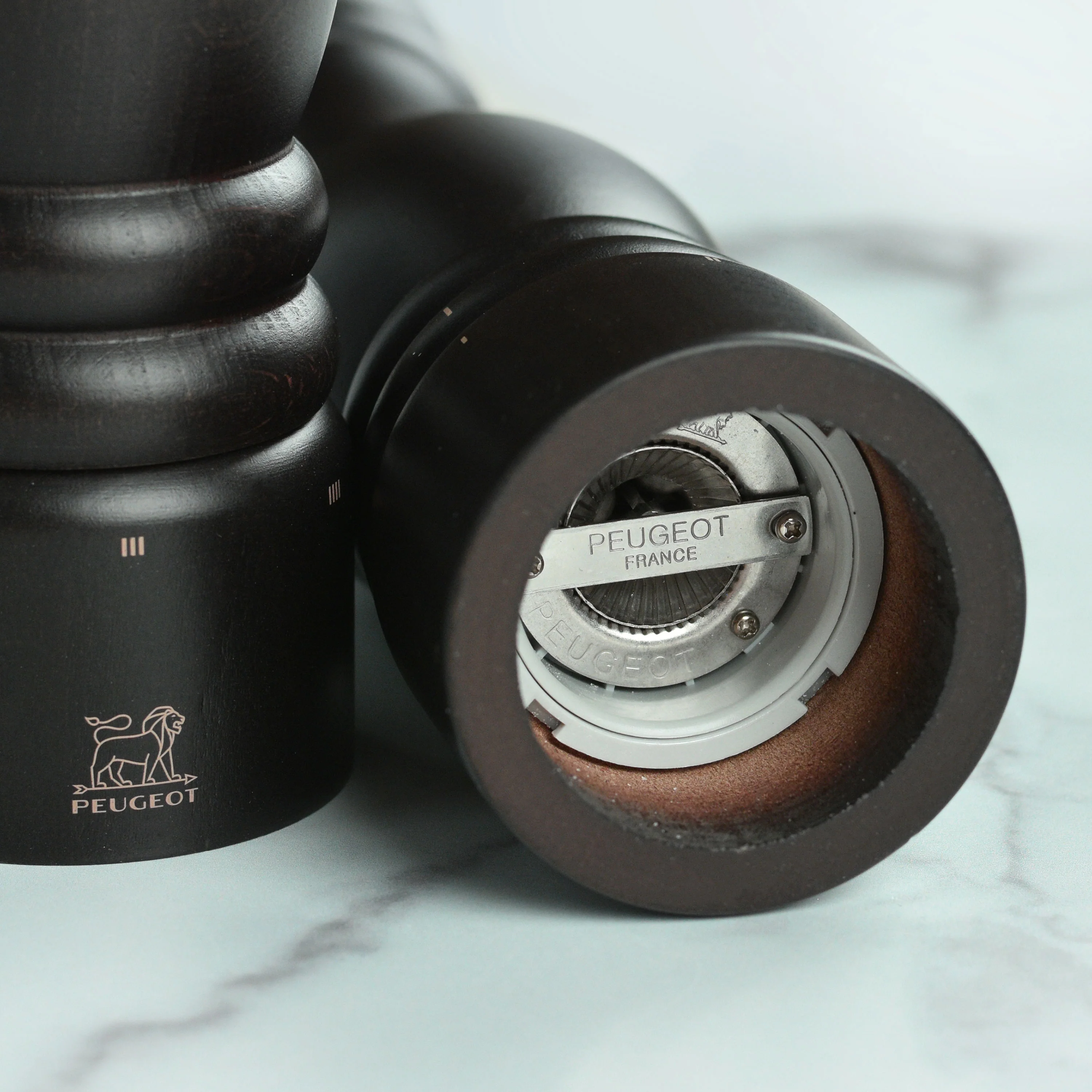 Peugeot Paris Chocolate 12" u'Select Salt & Pepper Mill Set - Image 6
