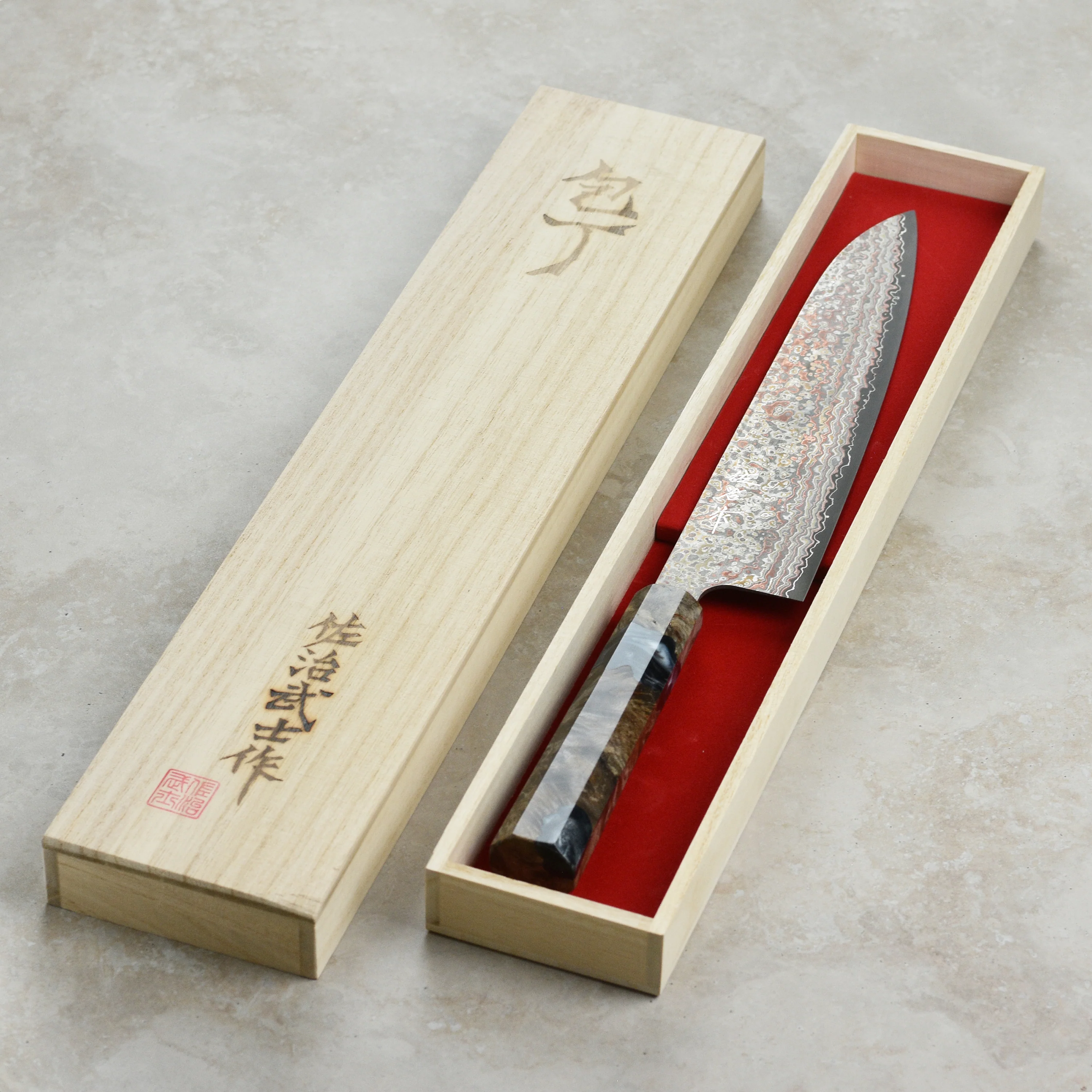 Saji Rainbow Damascus Nashiji 9.4" Gyuto, Stabilized Birch - Image 6