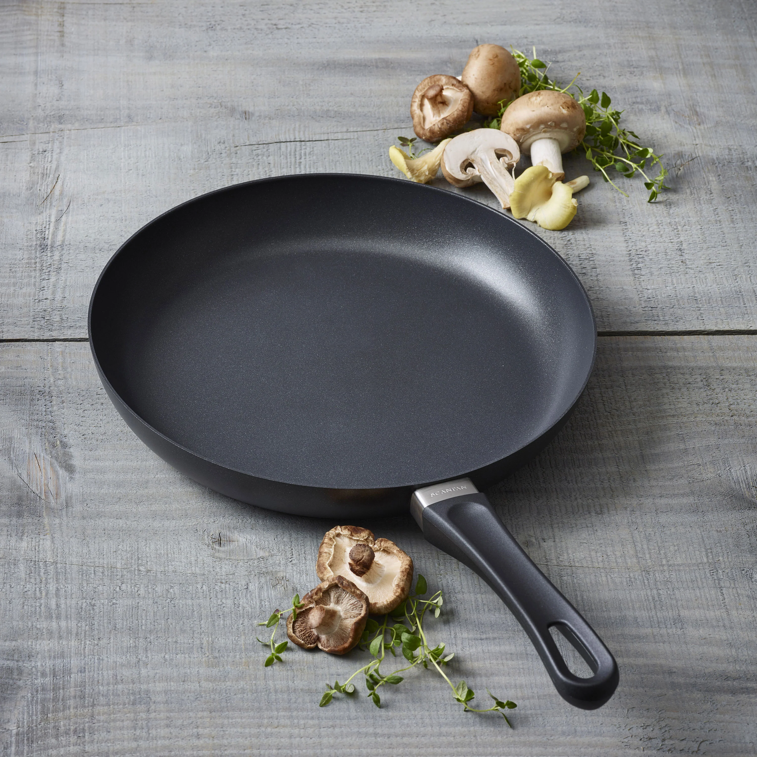 Scanpan Classic 8 & 10.25" Nonstick Fry Pan Set with Lids - Image 6