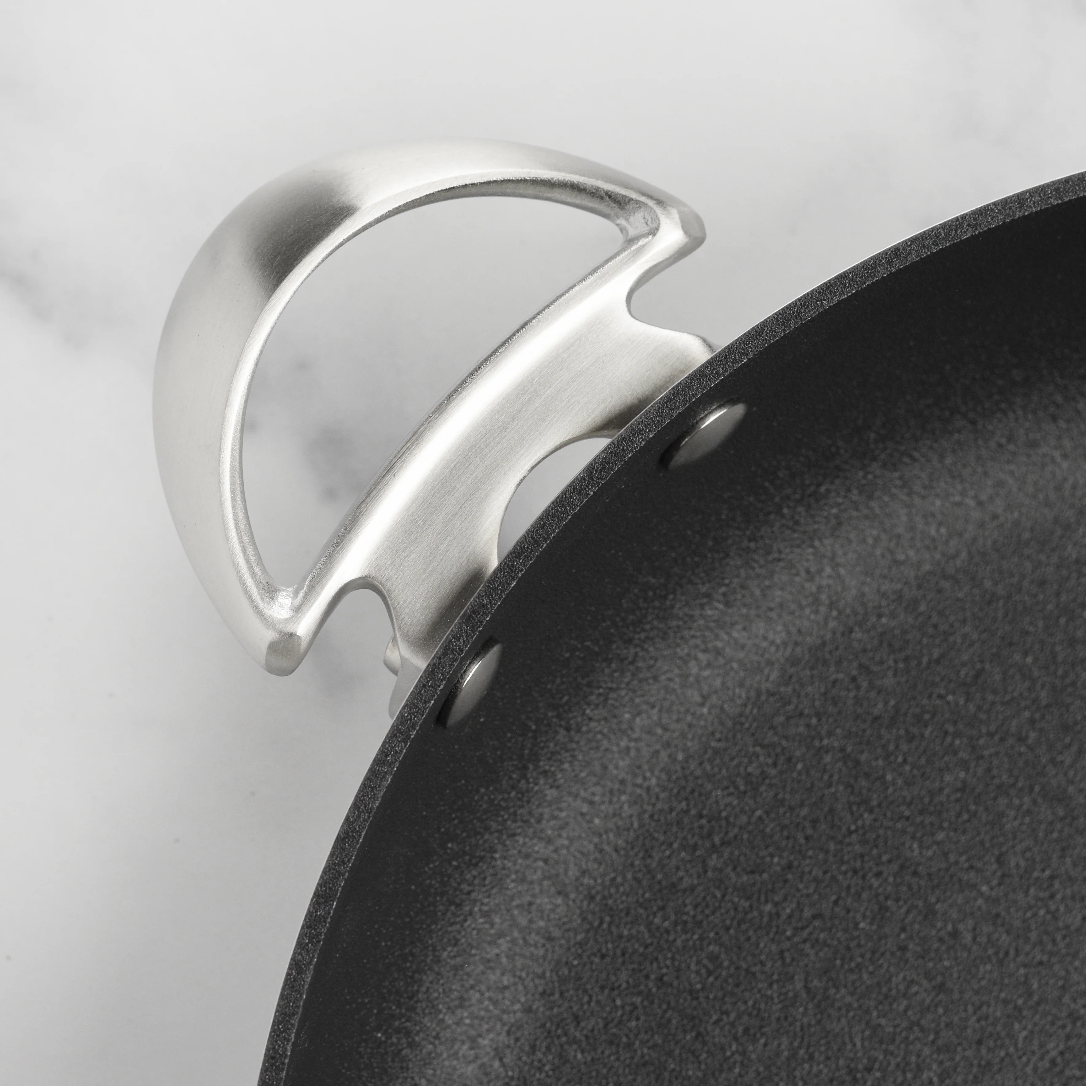 Scanpan CX+ 5.5-quart Stainless Steel Nonstick Braiser - Image 4