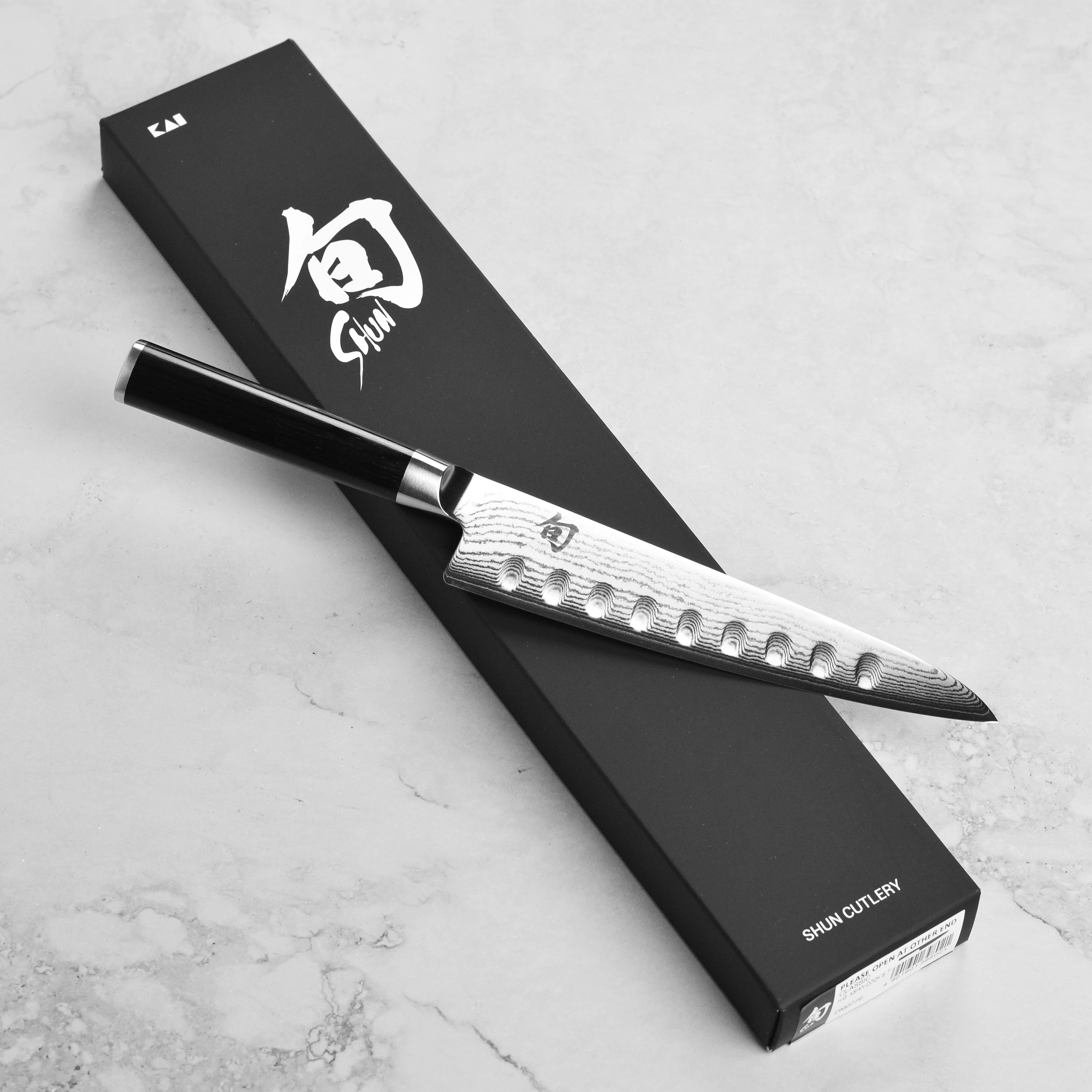 Shun Classic 7" Hollow Edge Asian Chef's Knife - Image 3