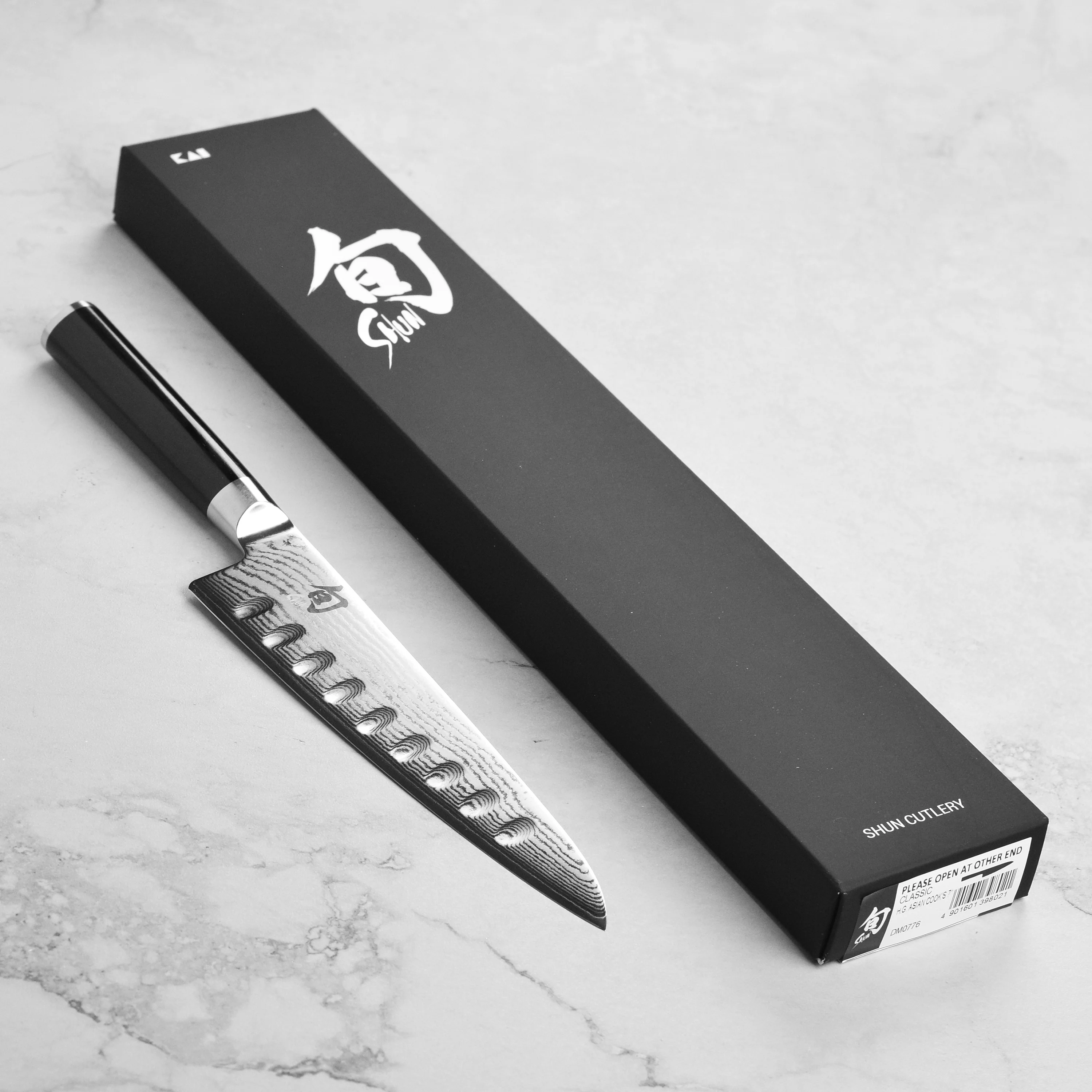 Shun Classic 7" Hollow Edge Asian Chef's Knife - Image 8
