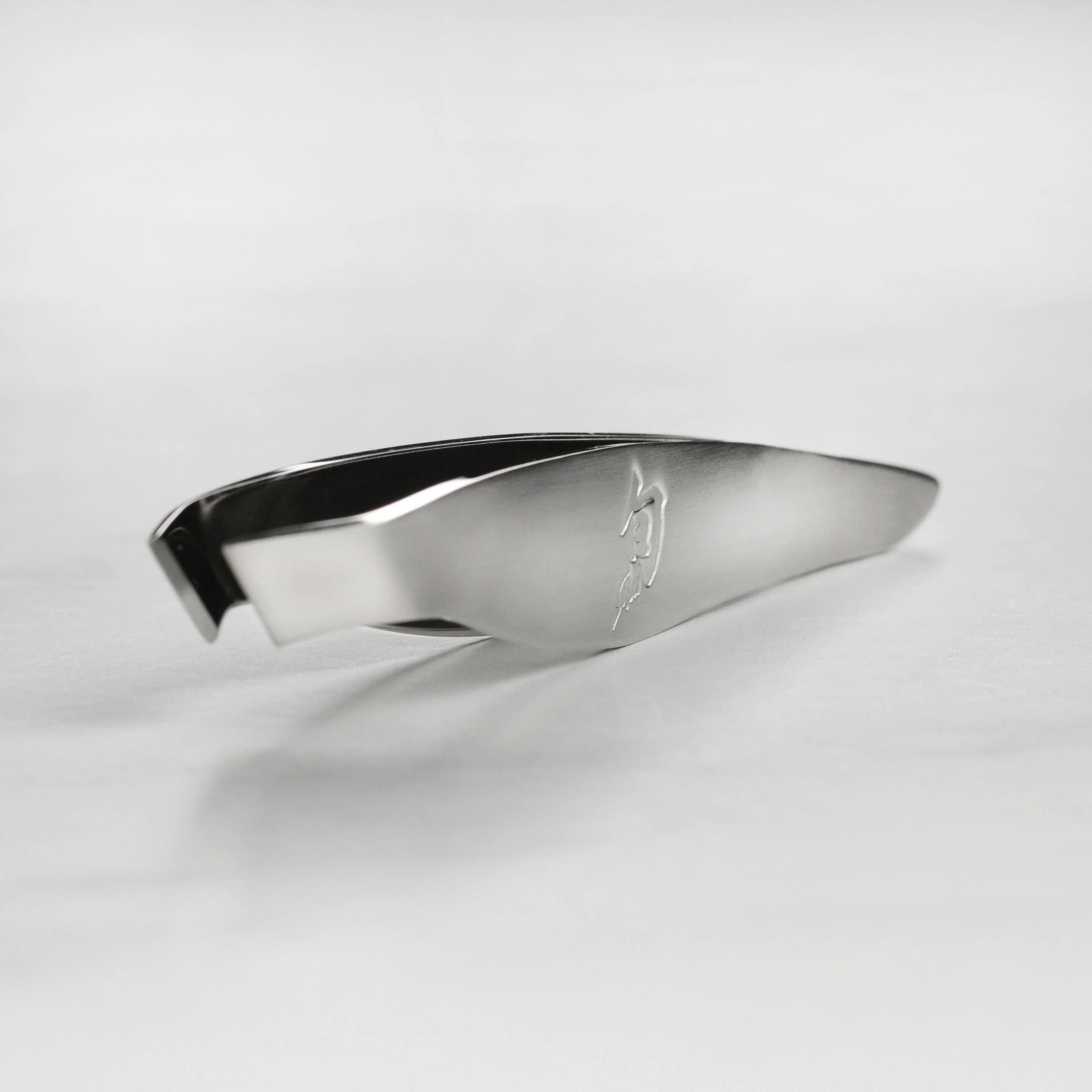 Shun 5.5" Fish Bone Tweezers - Image 6
