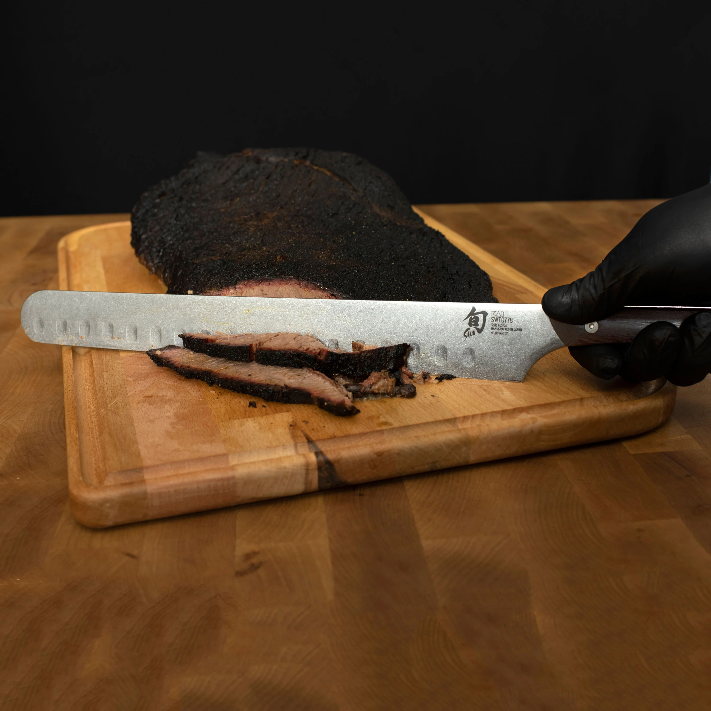 Shun Kanso 12" Hollow Edge Brisket Knife with Saya - Image 8