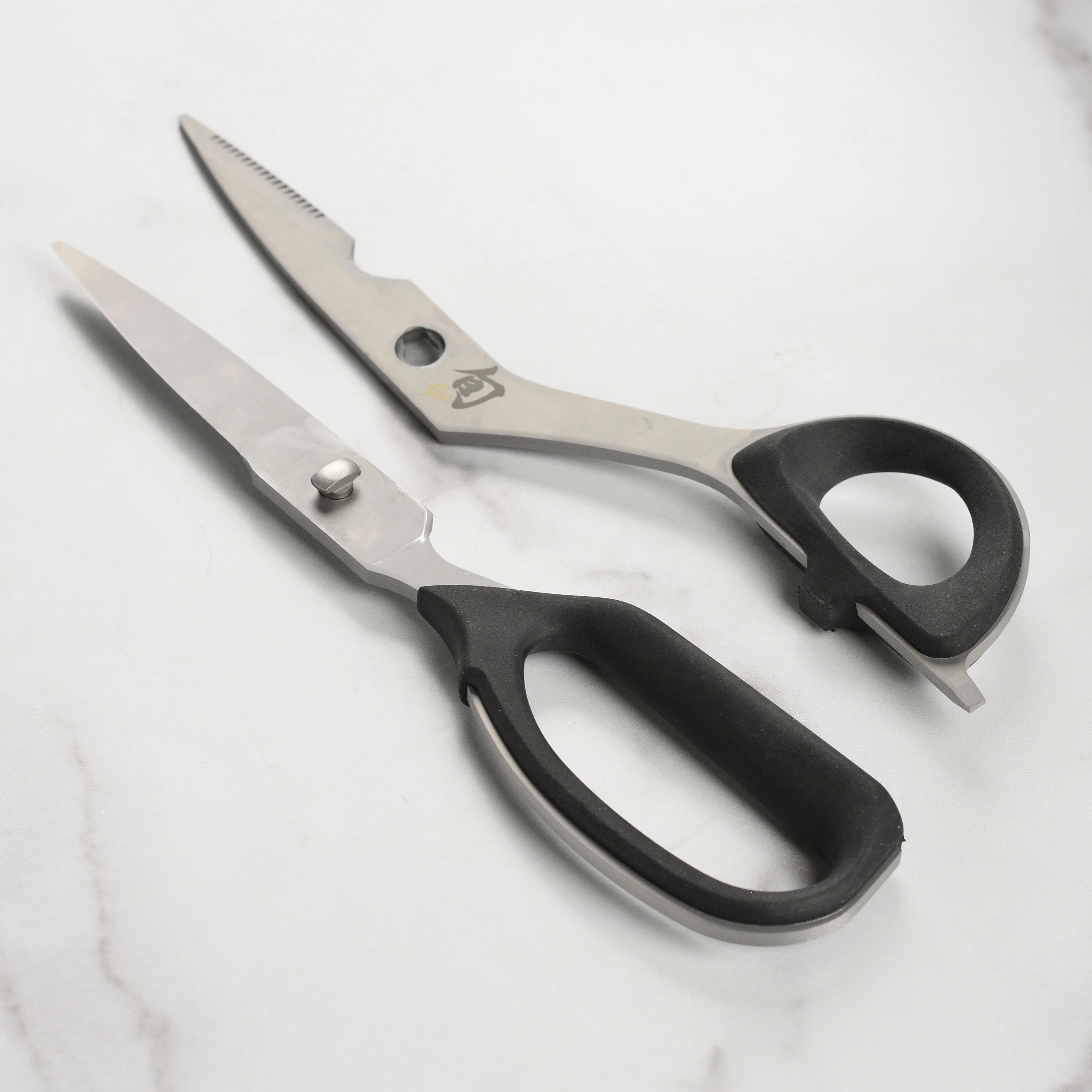 Shun 2 Piece Premium Take-Apart Kitchen Shears & Herb Scissors Set - Image 5