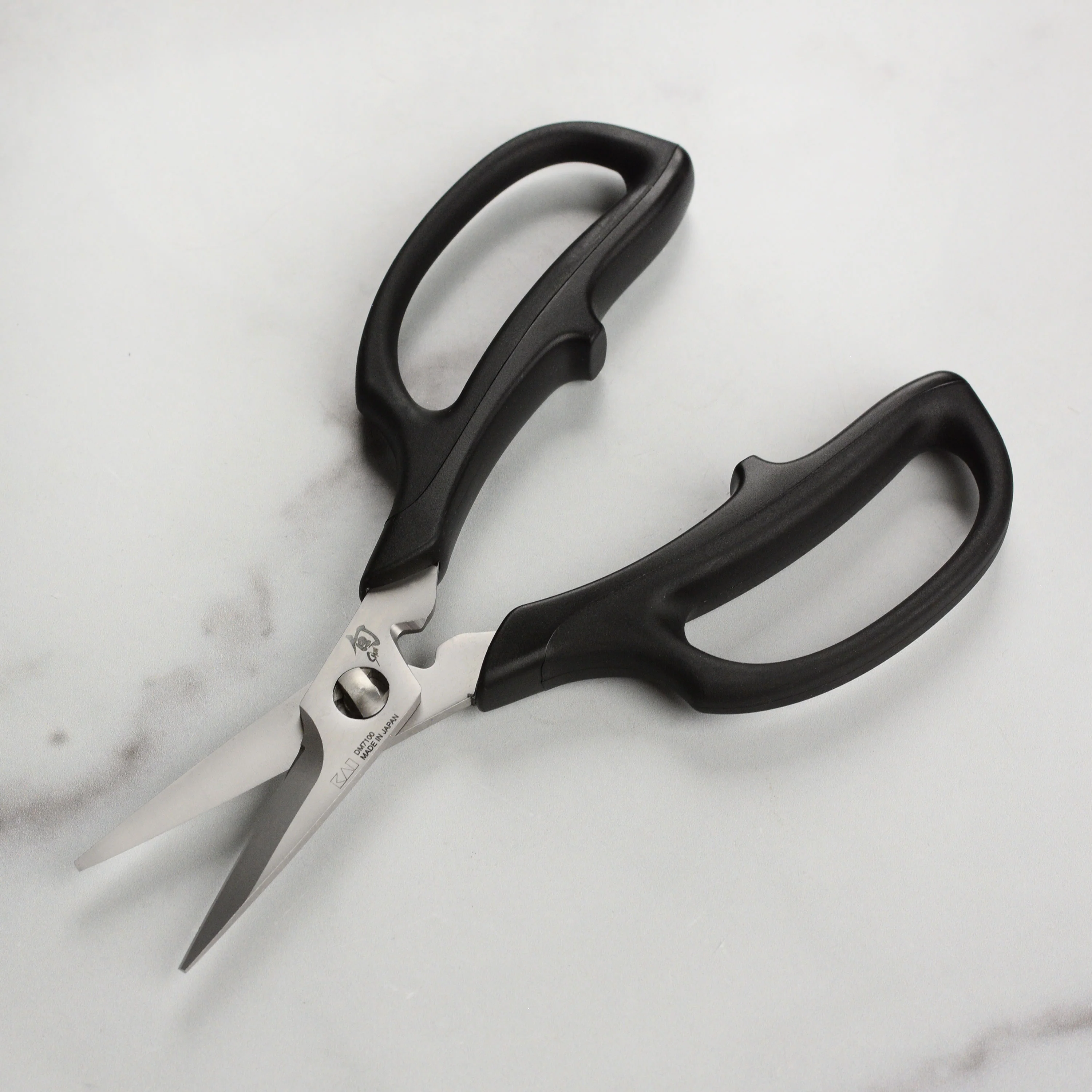 Shun 2 Piece Premium Take-Apart Kitchen Shears & Herb Scissors Set - Image 8