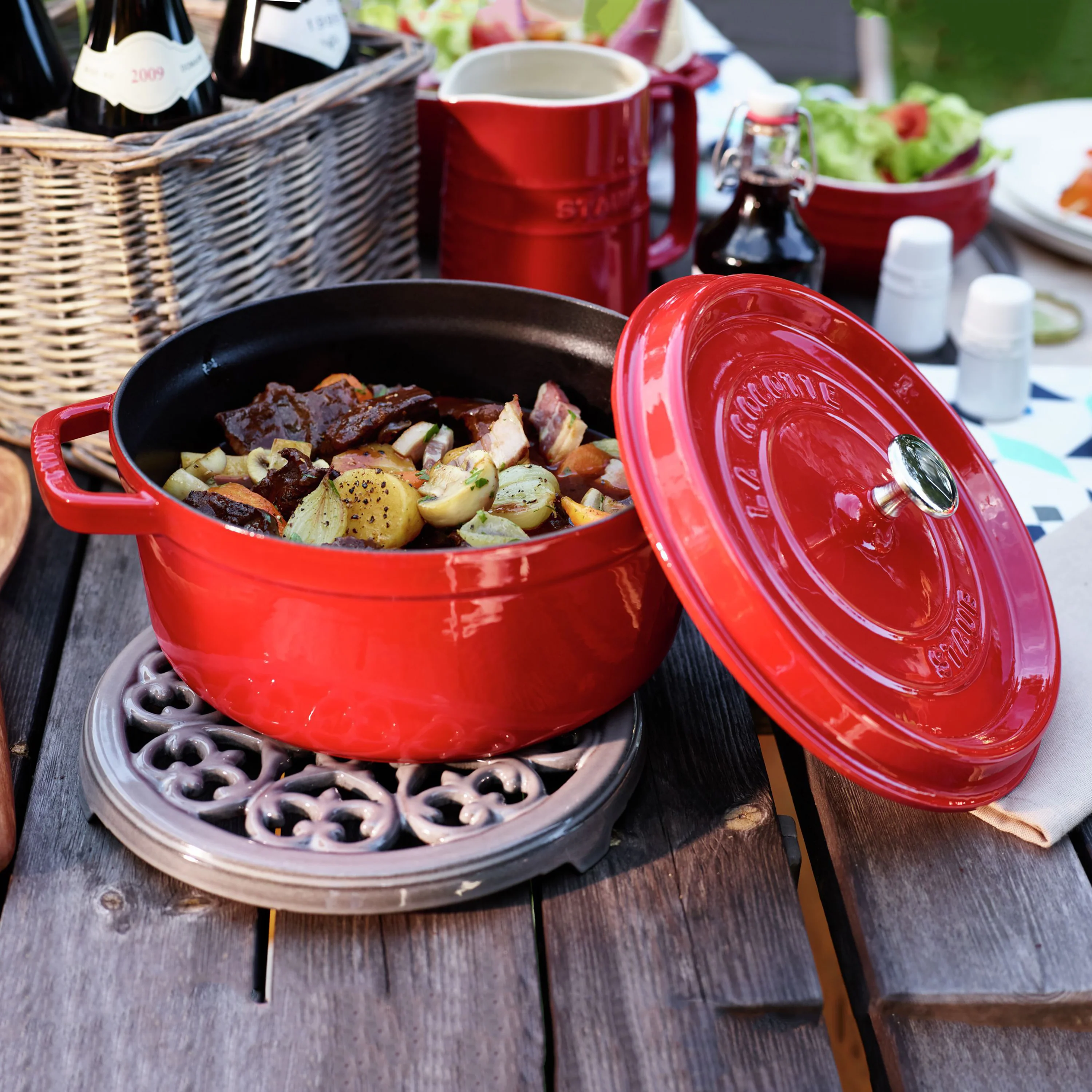 Staub 4-quart Cherry Red Round Dutch Oven - Image 7