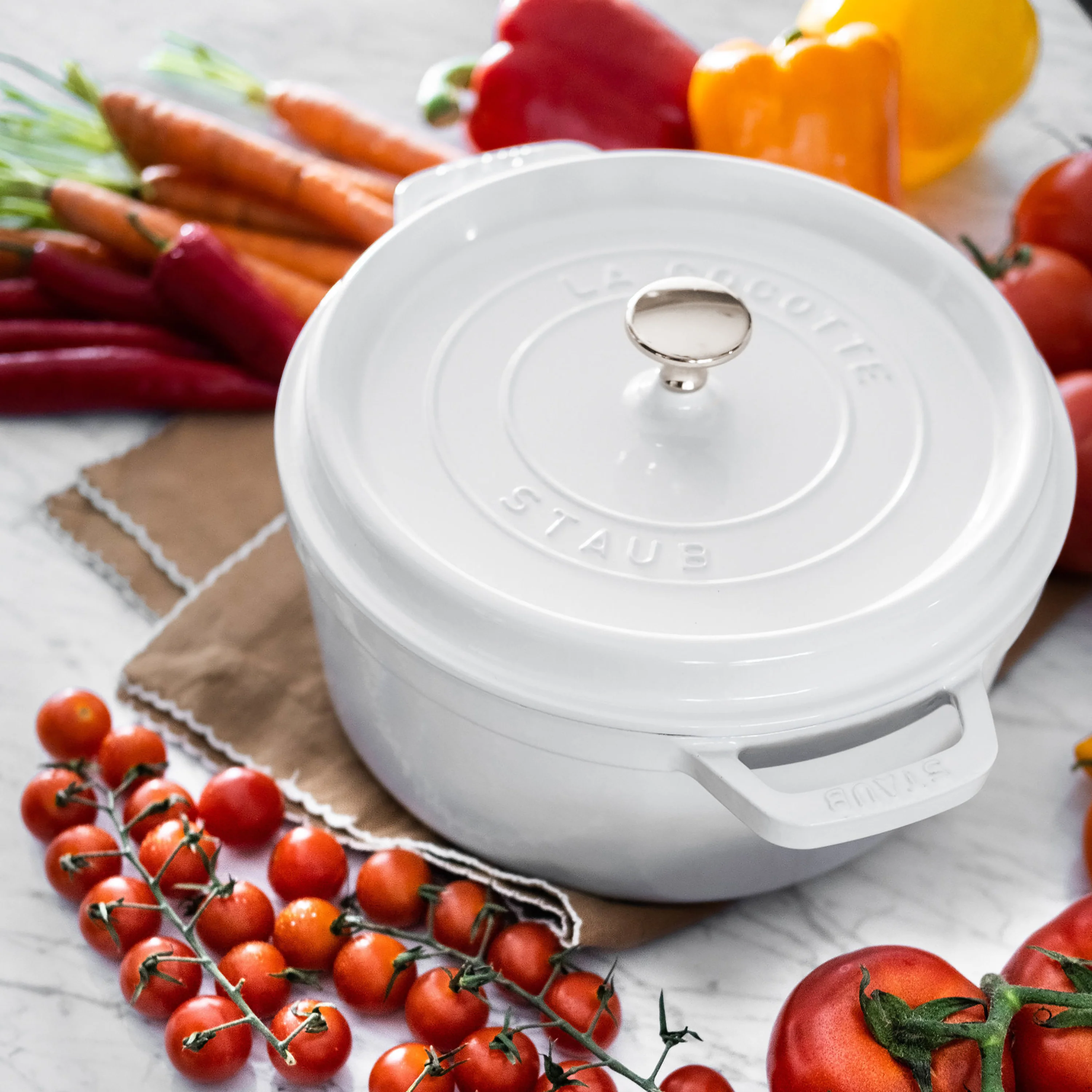 Staub 7-quart White Round Dutch Oven - Image 6