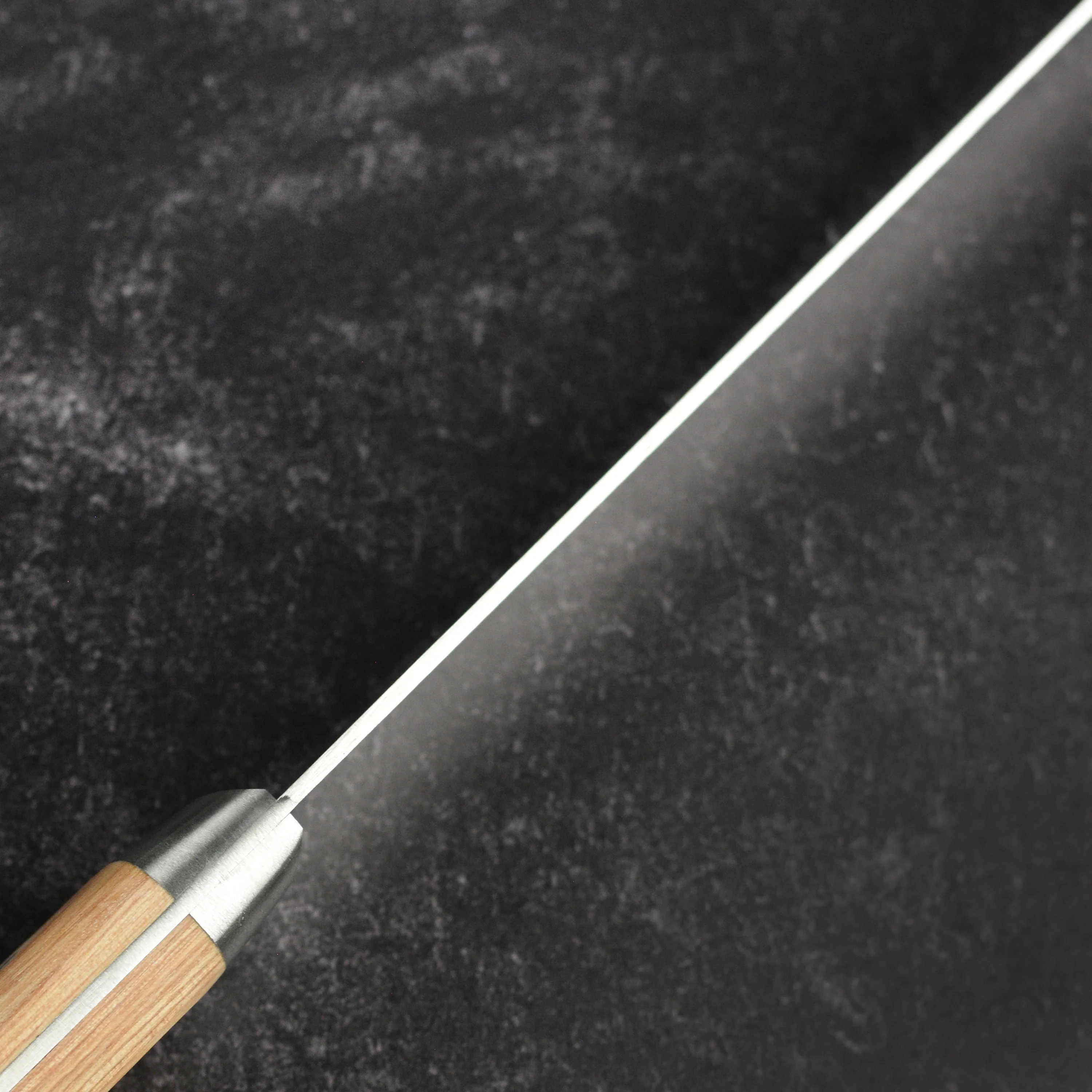 Suncraft Seseragi 8.75" Bread Knife, Right-Handed - Image 3
