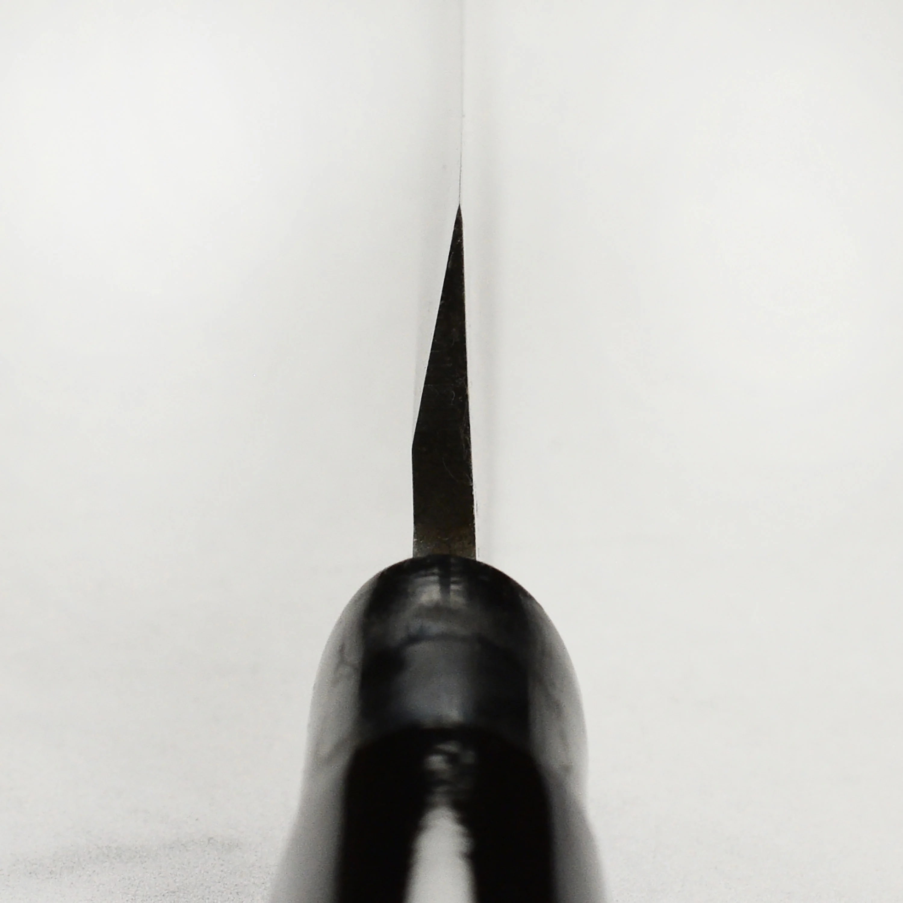 Takayuki Shikisai Kasumitogi Carbon Steel 9.4" Single-Bevel Yanagiba with Saya - Image 5