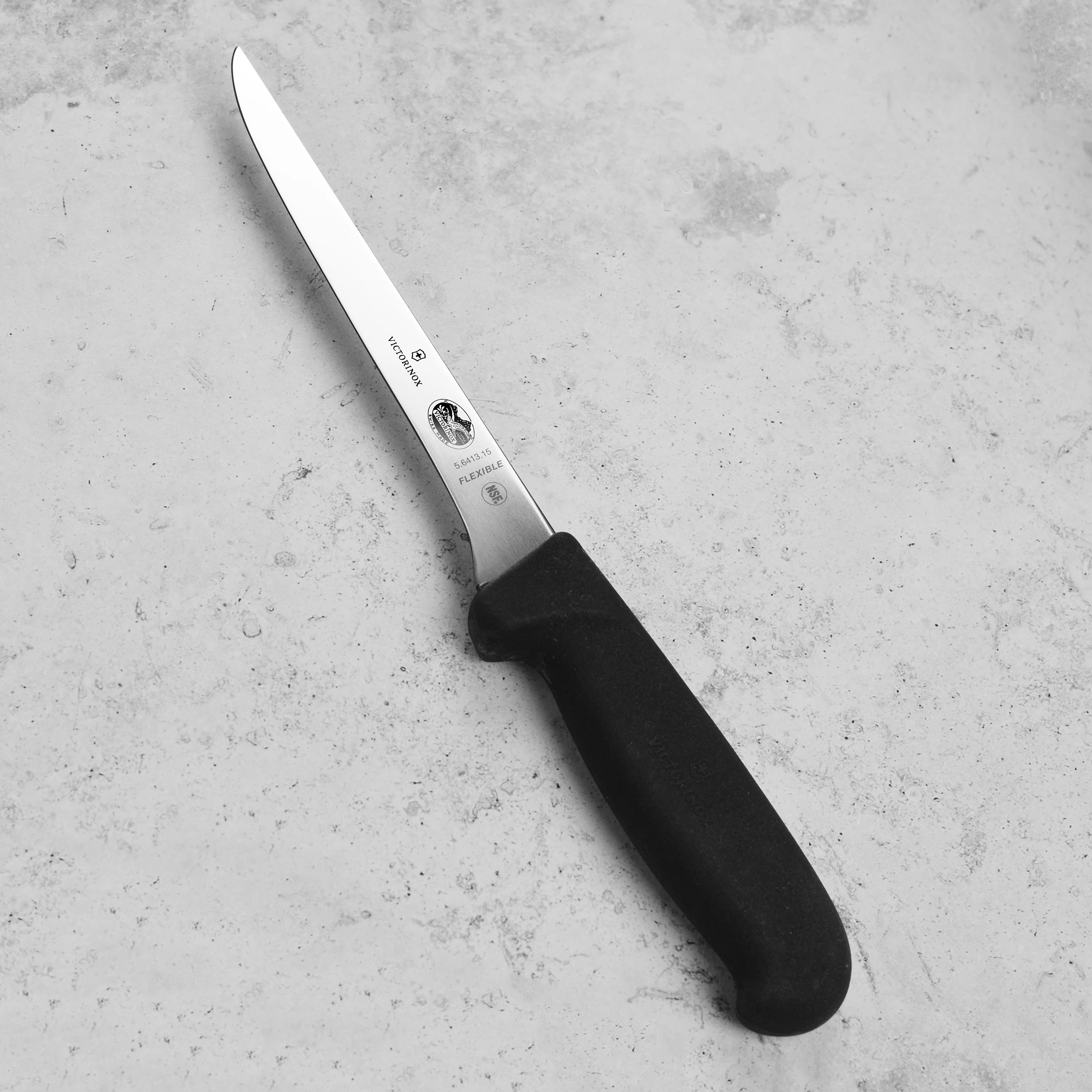 Victorinox Fibrox 6" Straight Flexible Boning Knife - Image 5