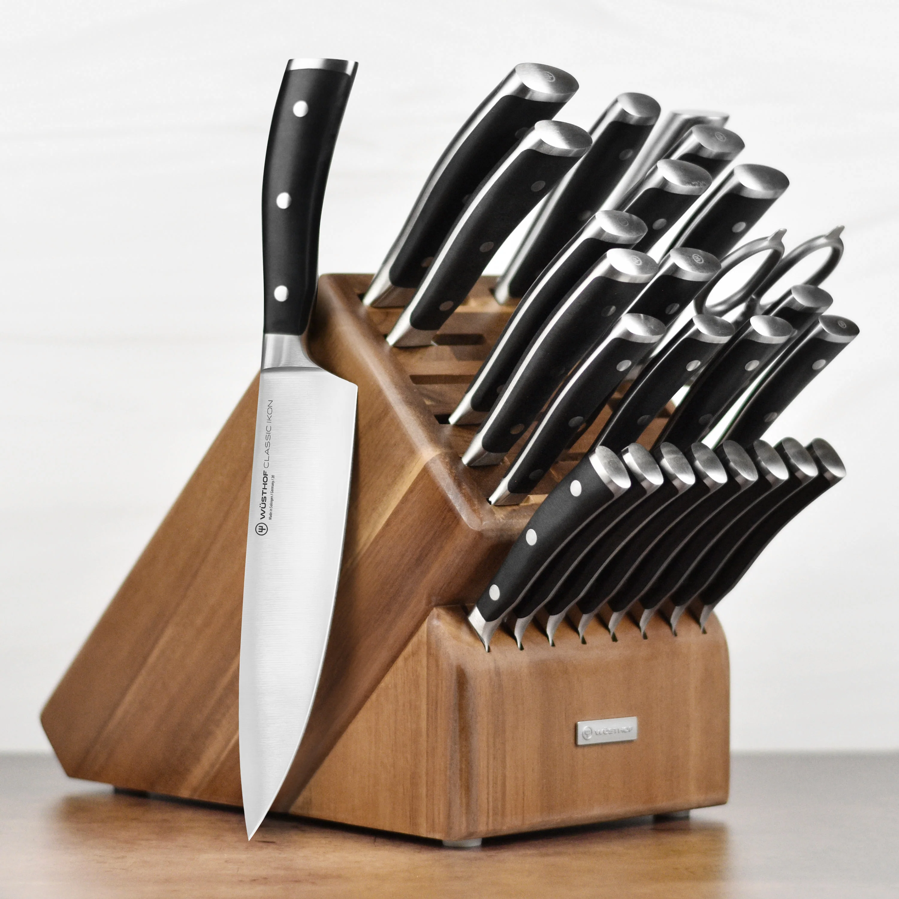 Wusthof 25 Slot Acacia Knife Block - Image 3