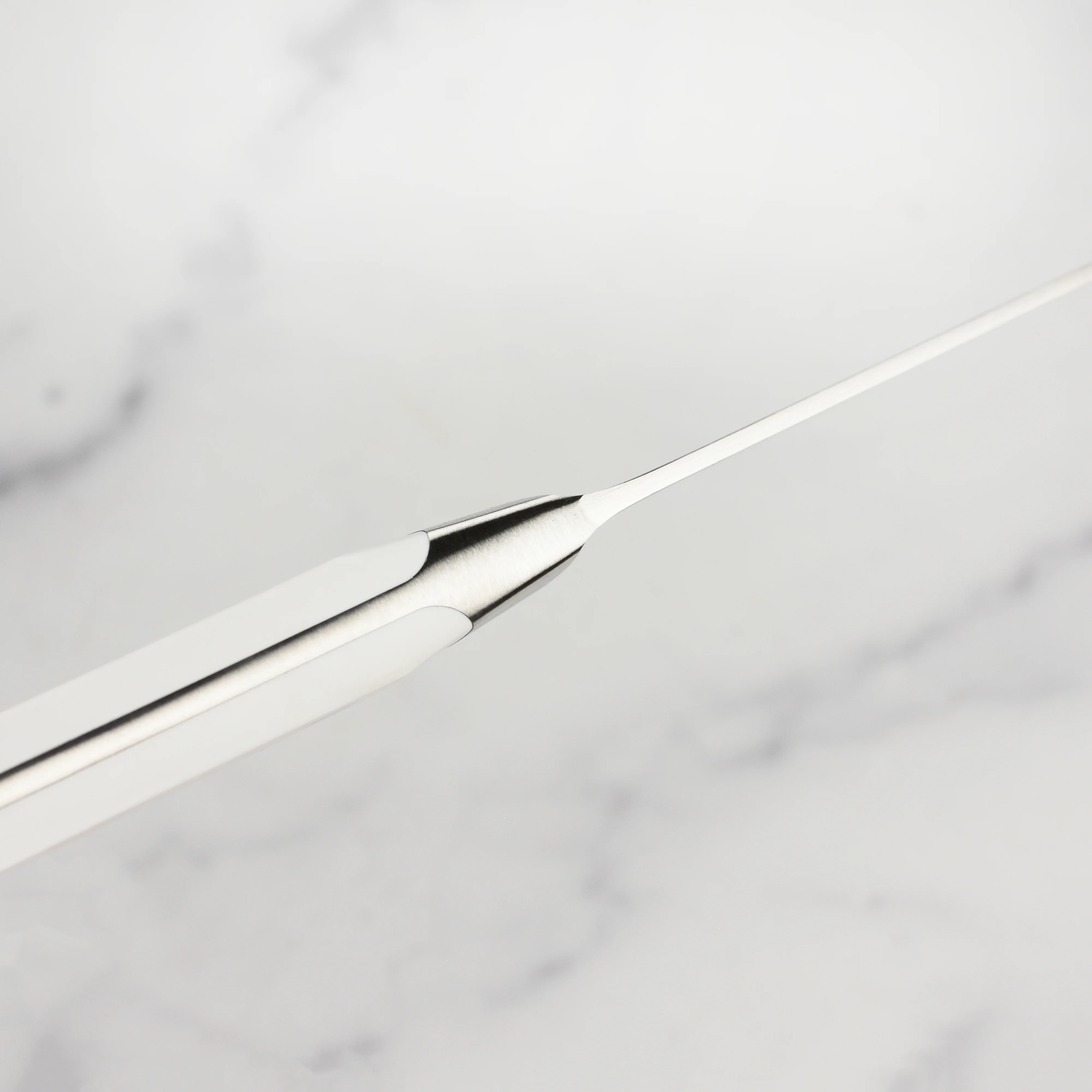 Wusthof Classic White 2 Piece Hollow Edge Carving Set - Image 3