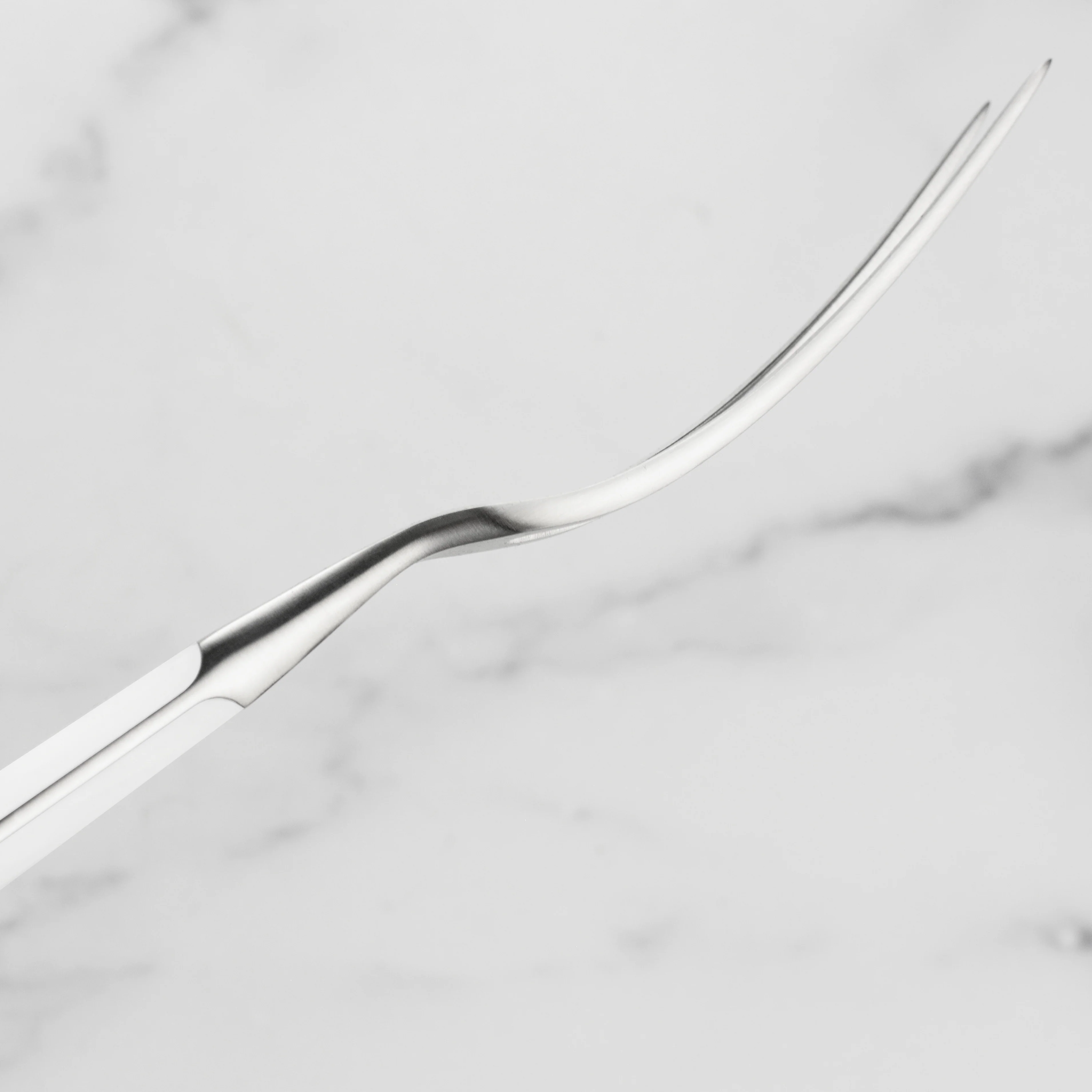 Wusthof Classic White 2 Piece Hollow Edge Carving Set - Image 5