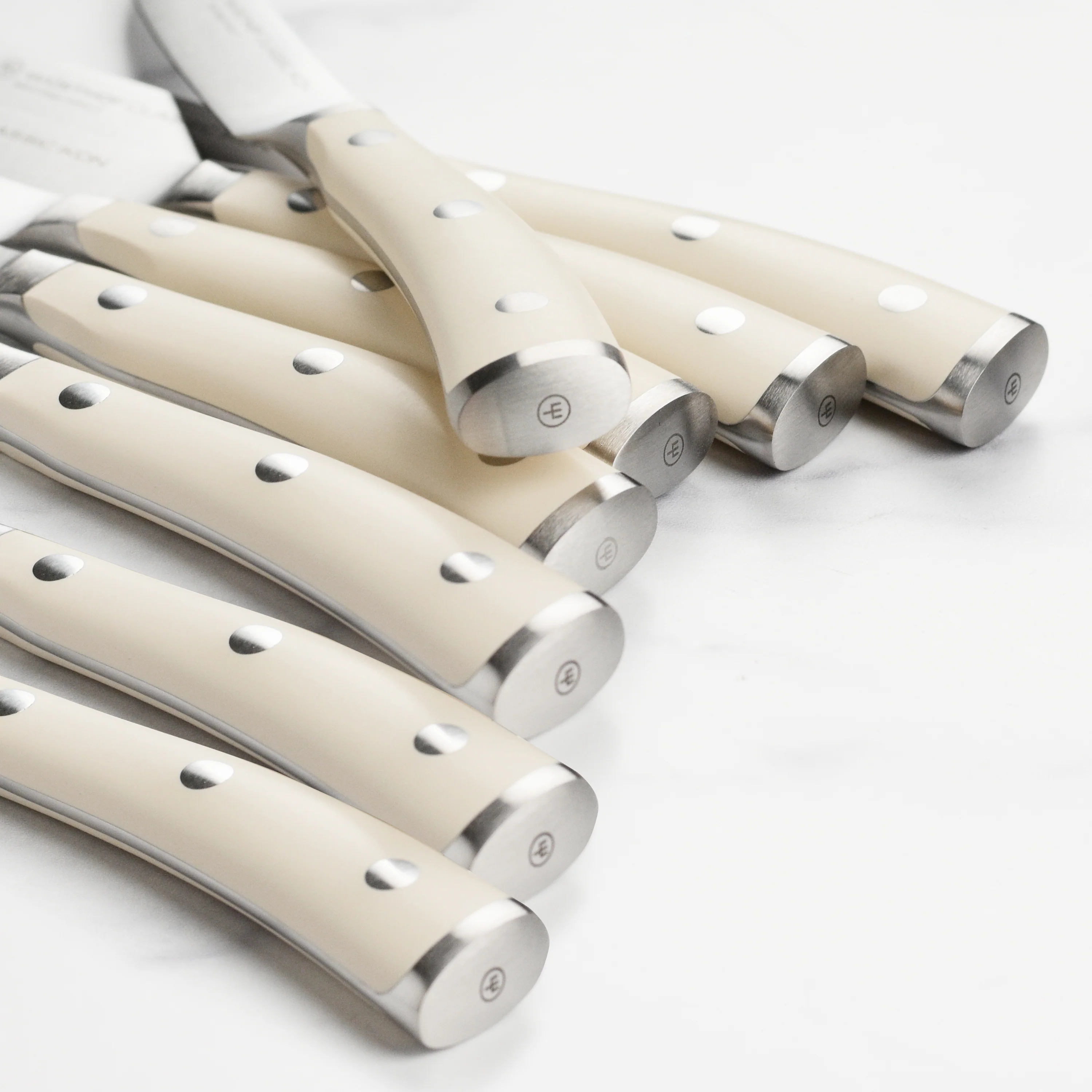 Wusthof Classic Ikon Creme 8 Piece Steak Knife Set with Wood Case - Image 3