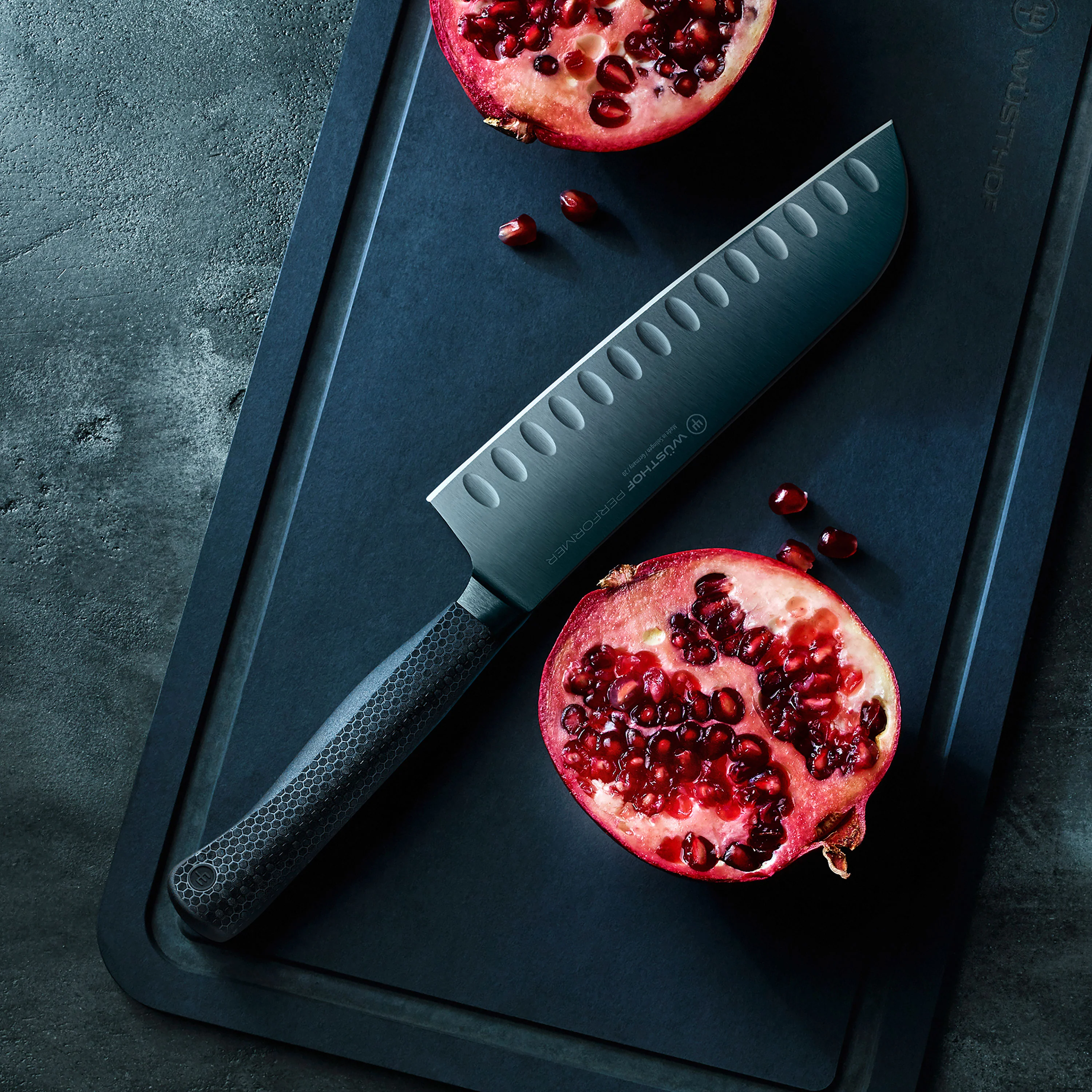 Wusthof Performer 7" Hollow Edge Santoku Knife - Image 3