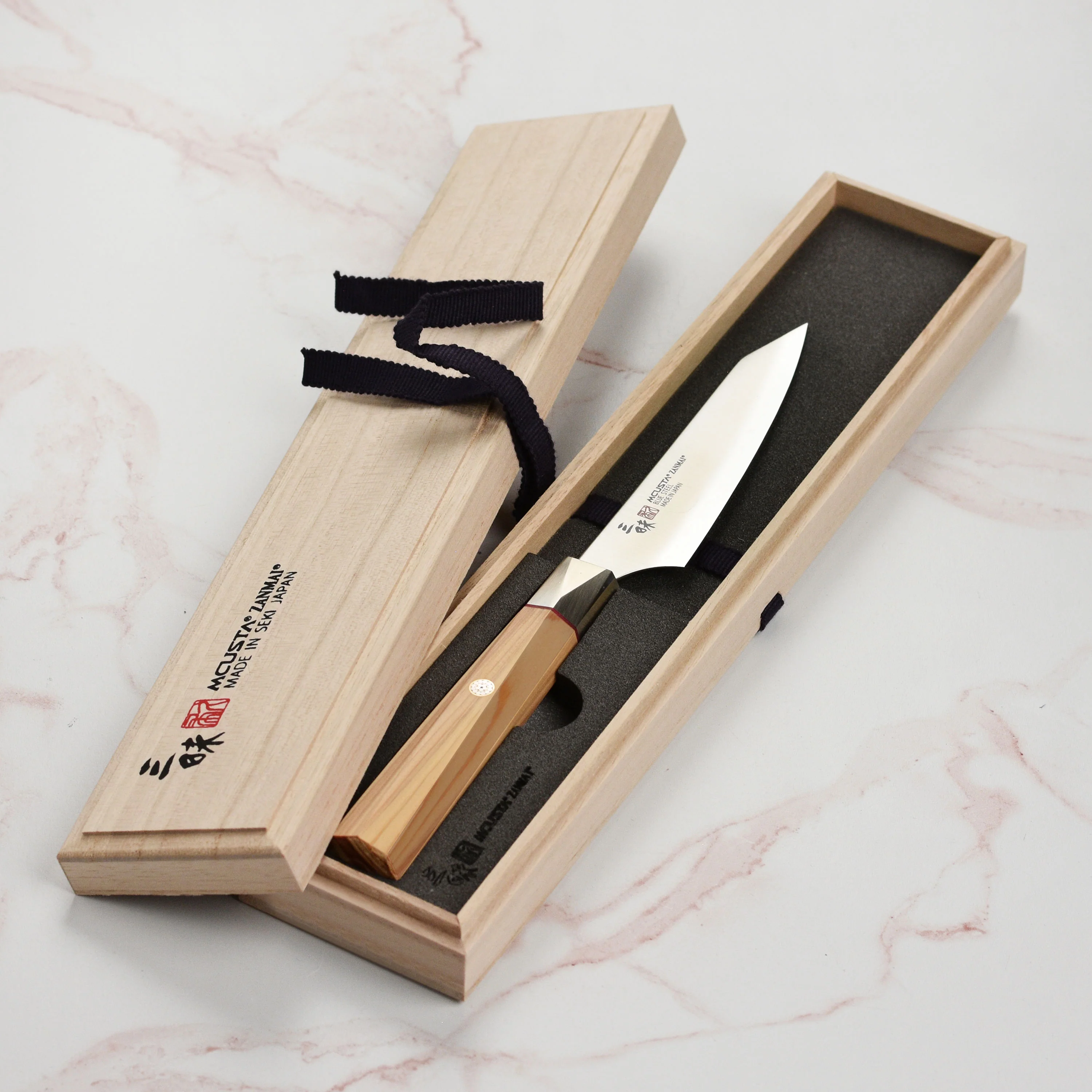 Zanmai Beyond Aogami Super 4.3" Petty - Image 6