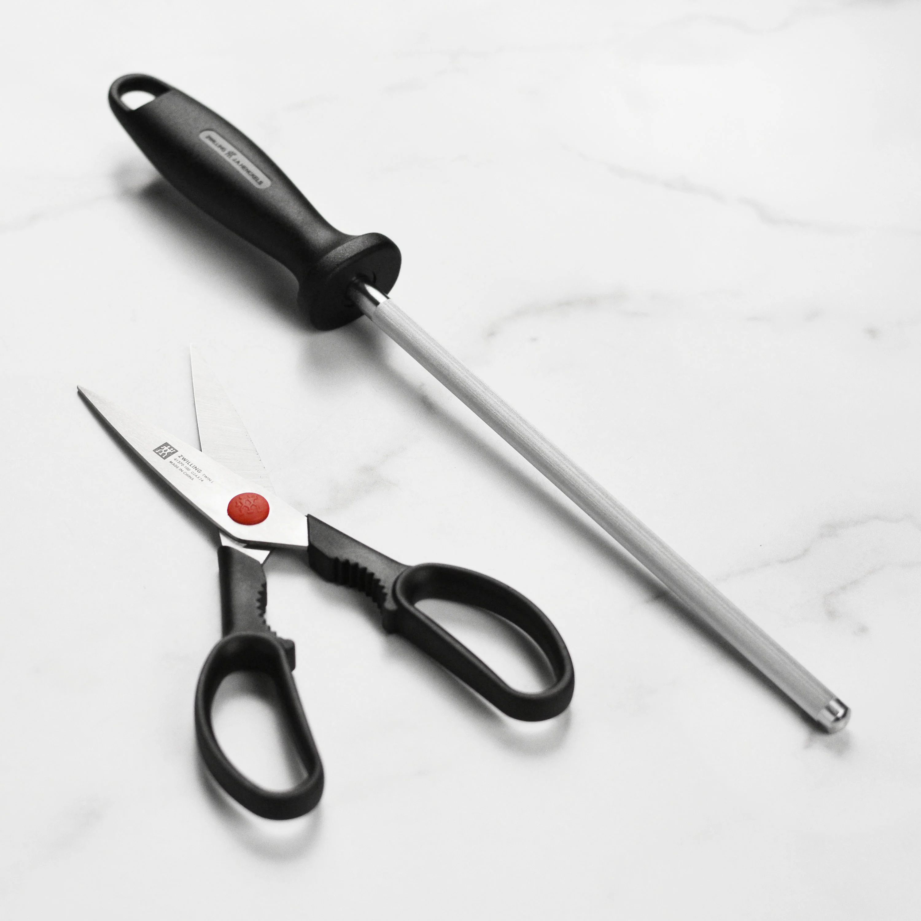 Zwilling Four Star 14 Piece Knife Block Set - Image 8